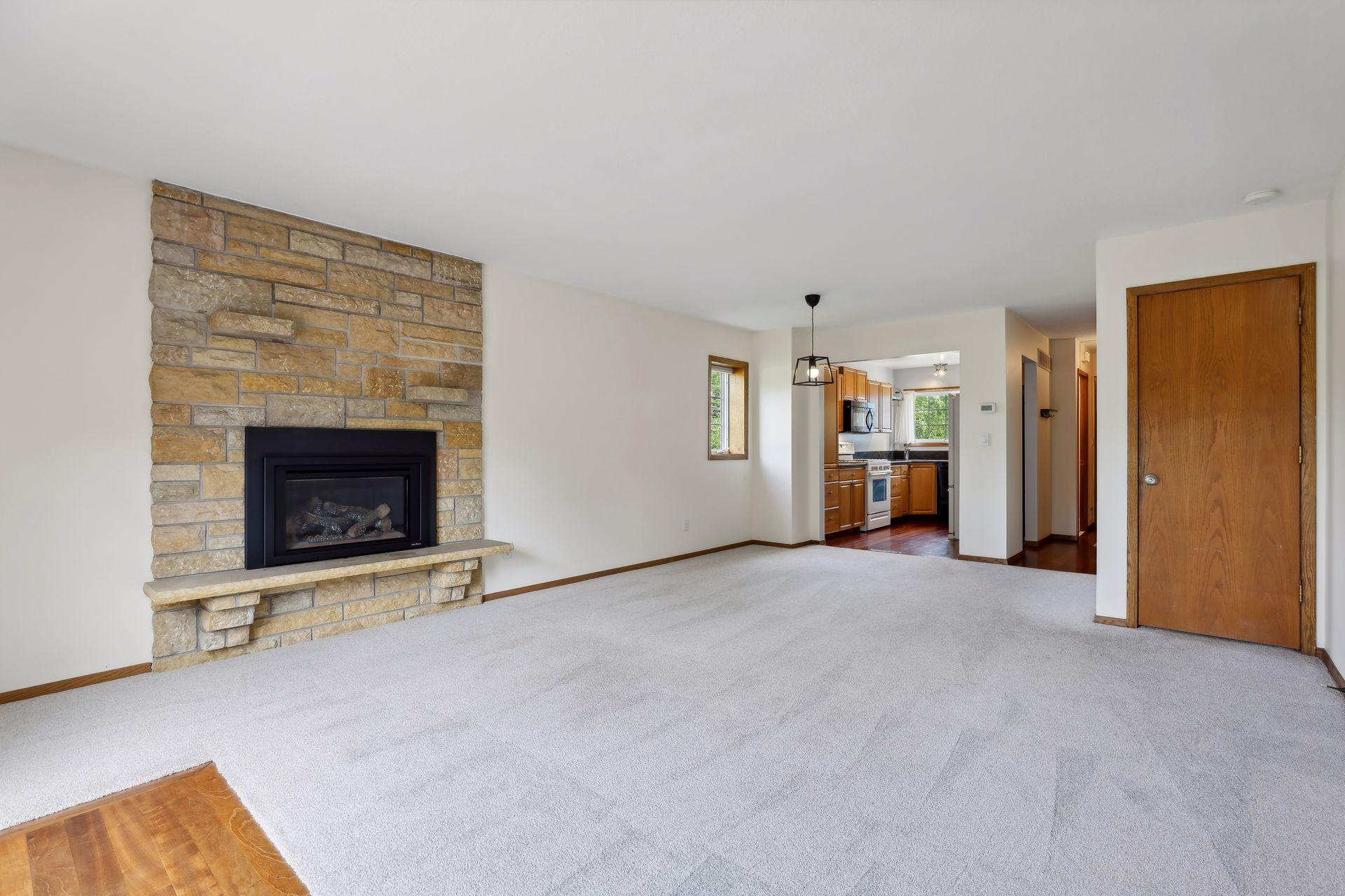 1860 McMenemy Street Unit: A