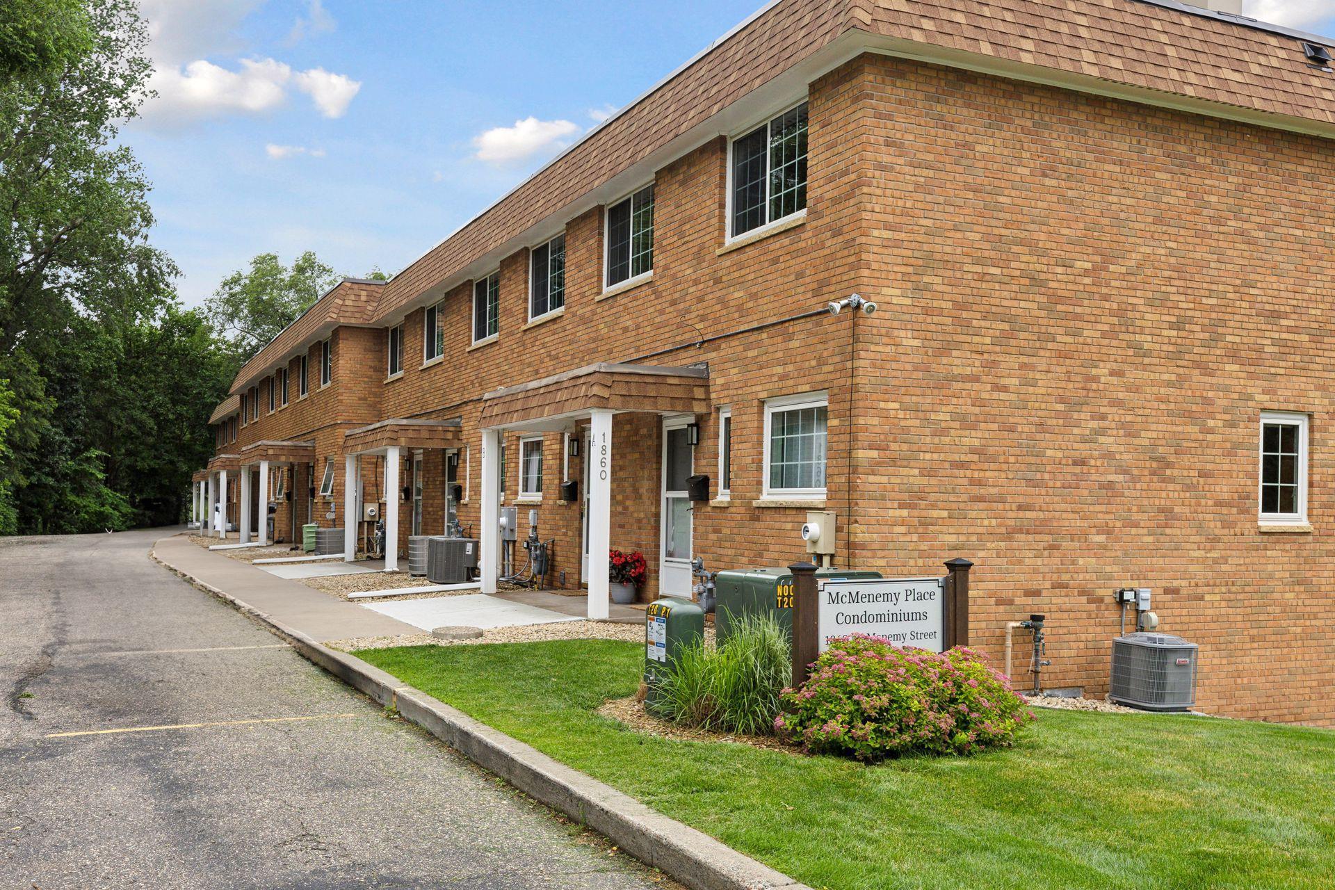 1860 McMenemy Street Unit: A
