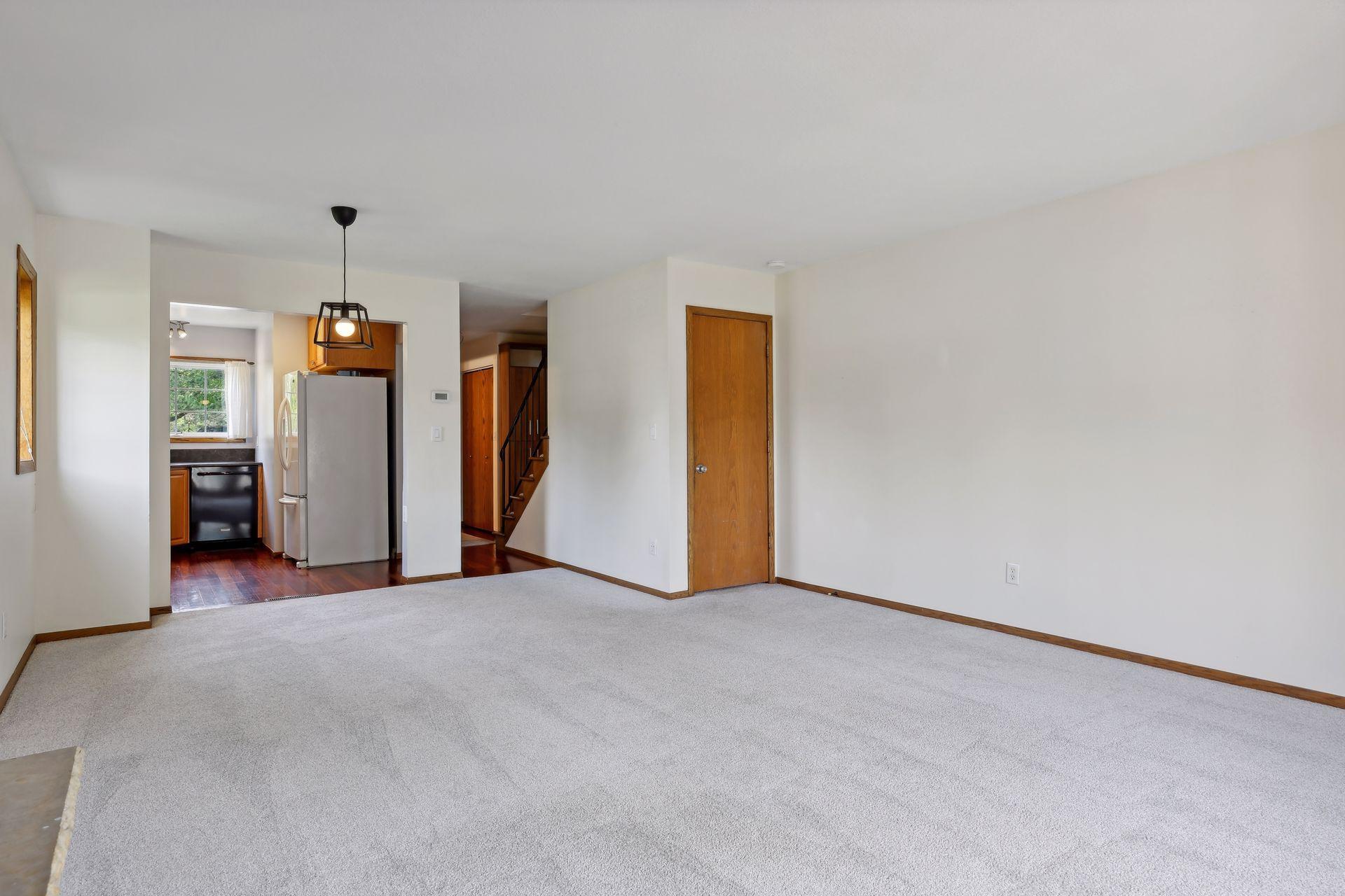 1860 McMenemy Street Unit: A