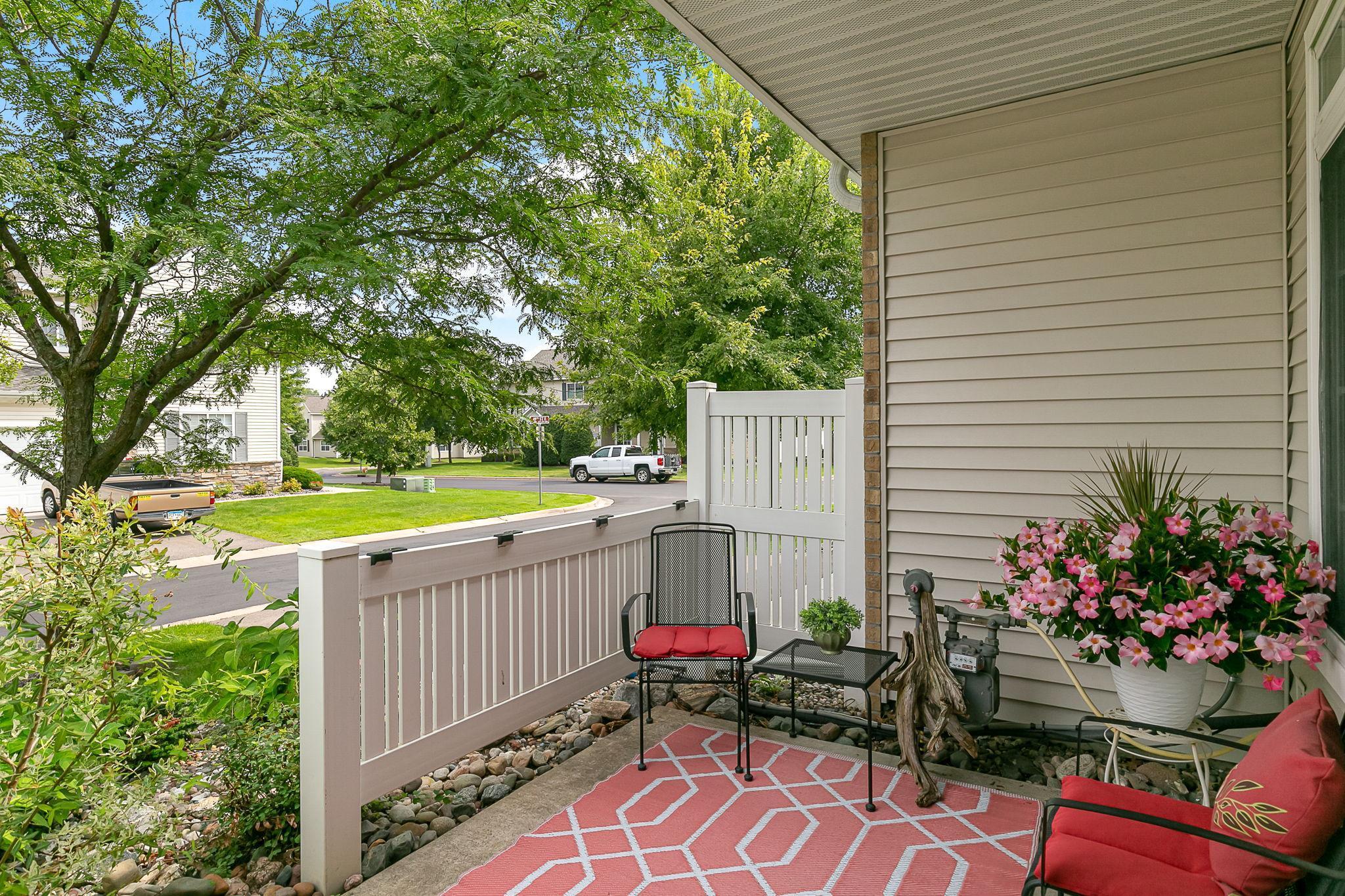 2579 49th Street E Unit: 11007