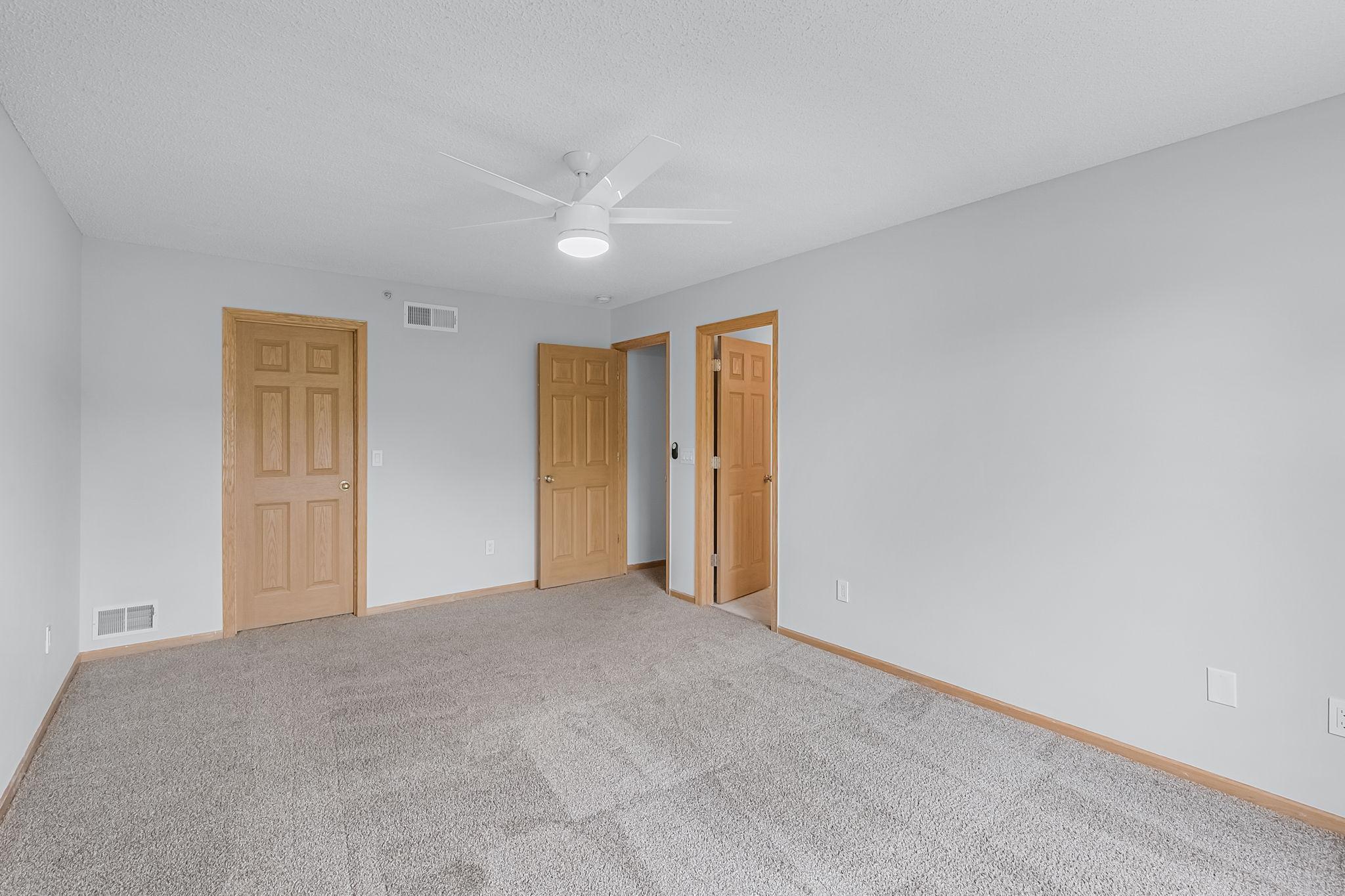 2579 49th Street E Unit: 11007