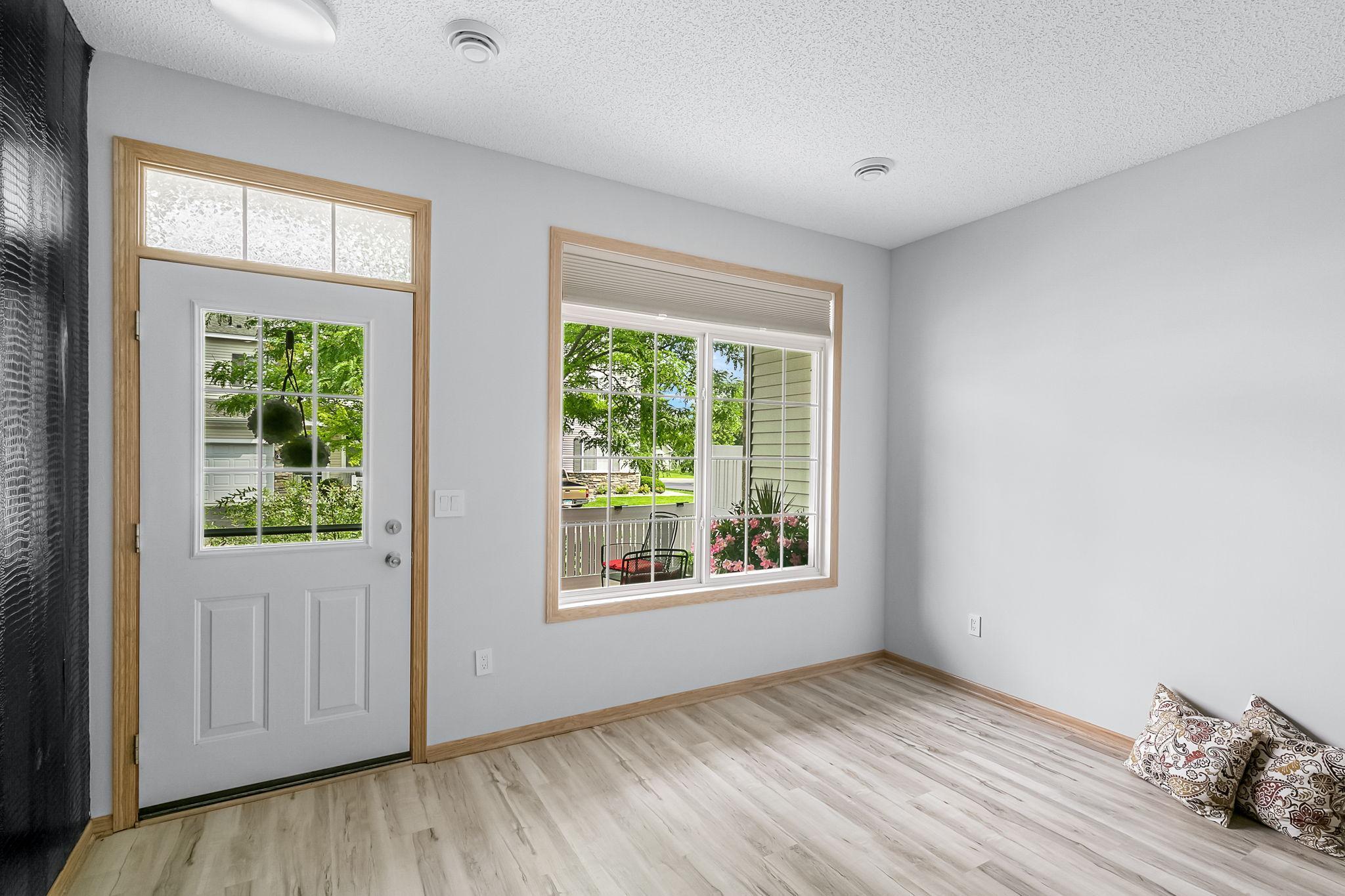 2579 49th Street E Unit: 11007