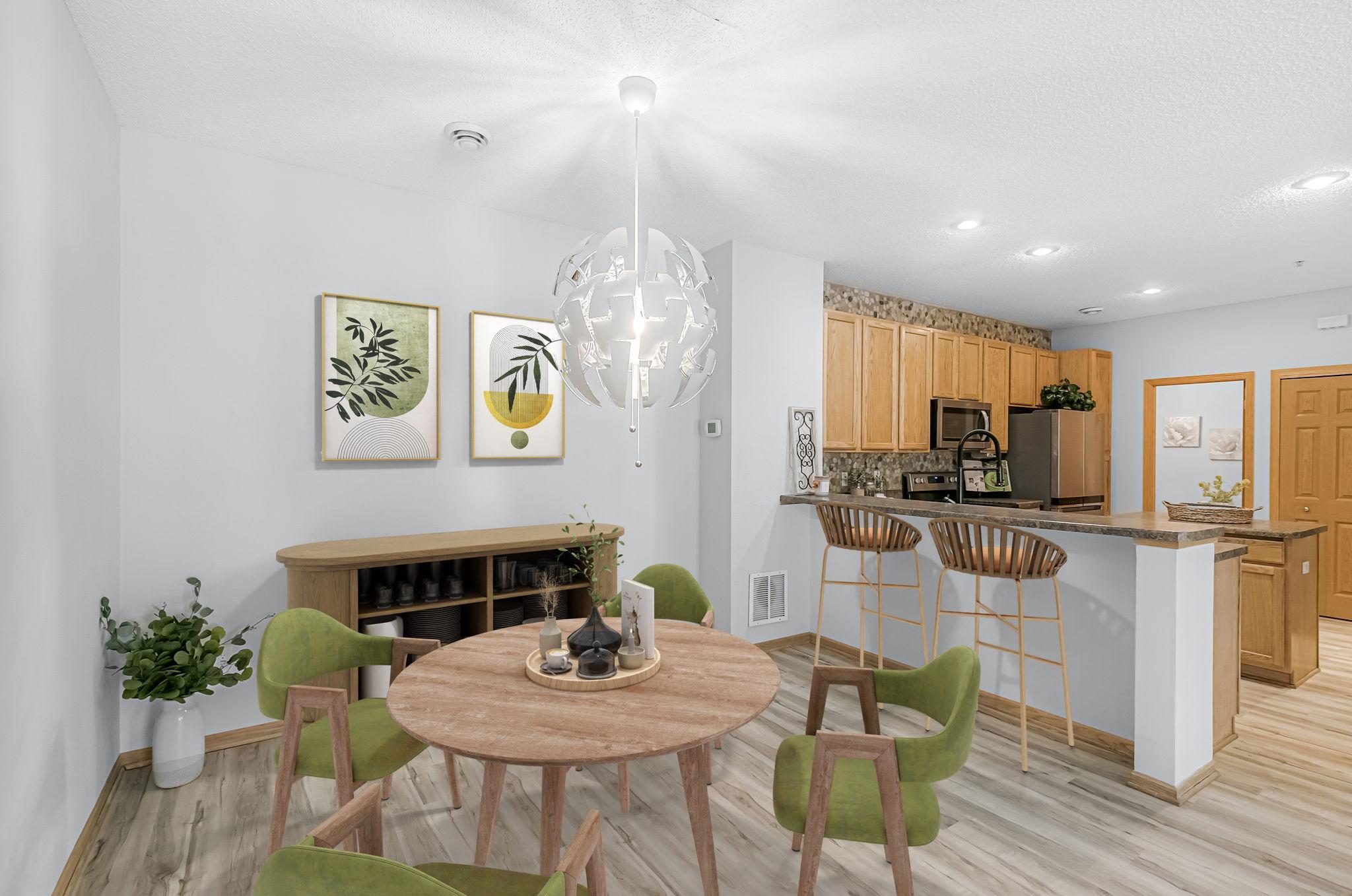 2579 49th Street E Unit: 11007
