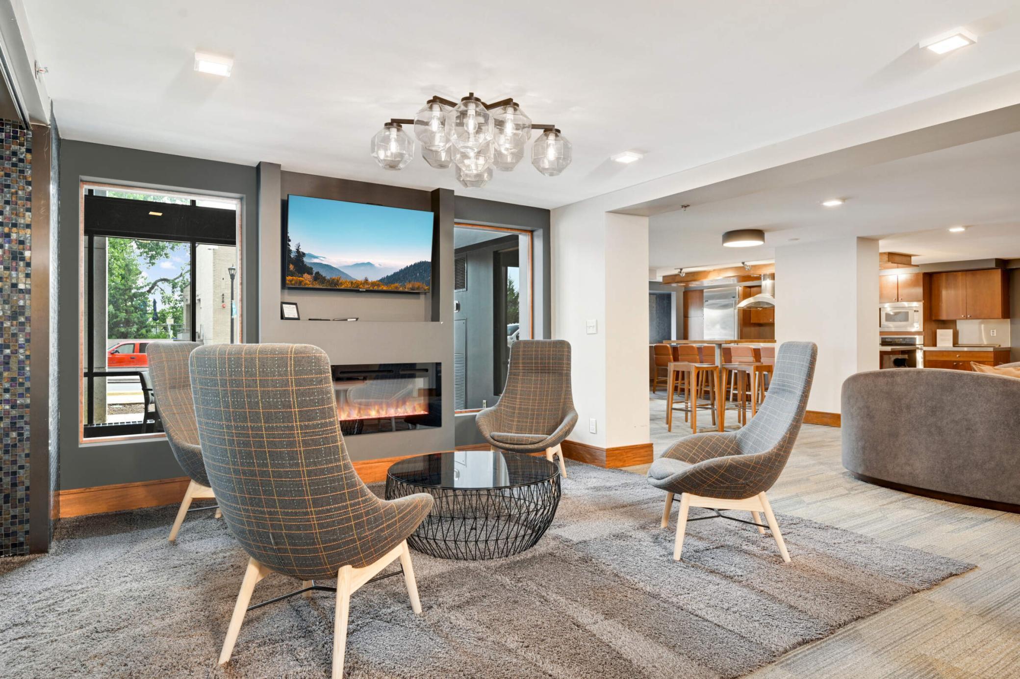401 S 1st Street Unit: 306