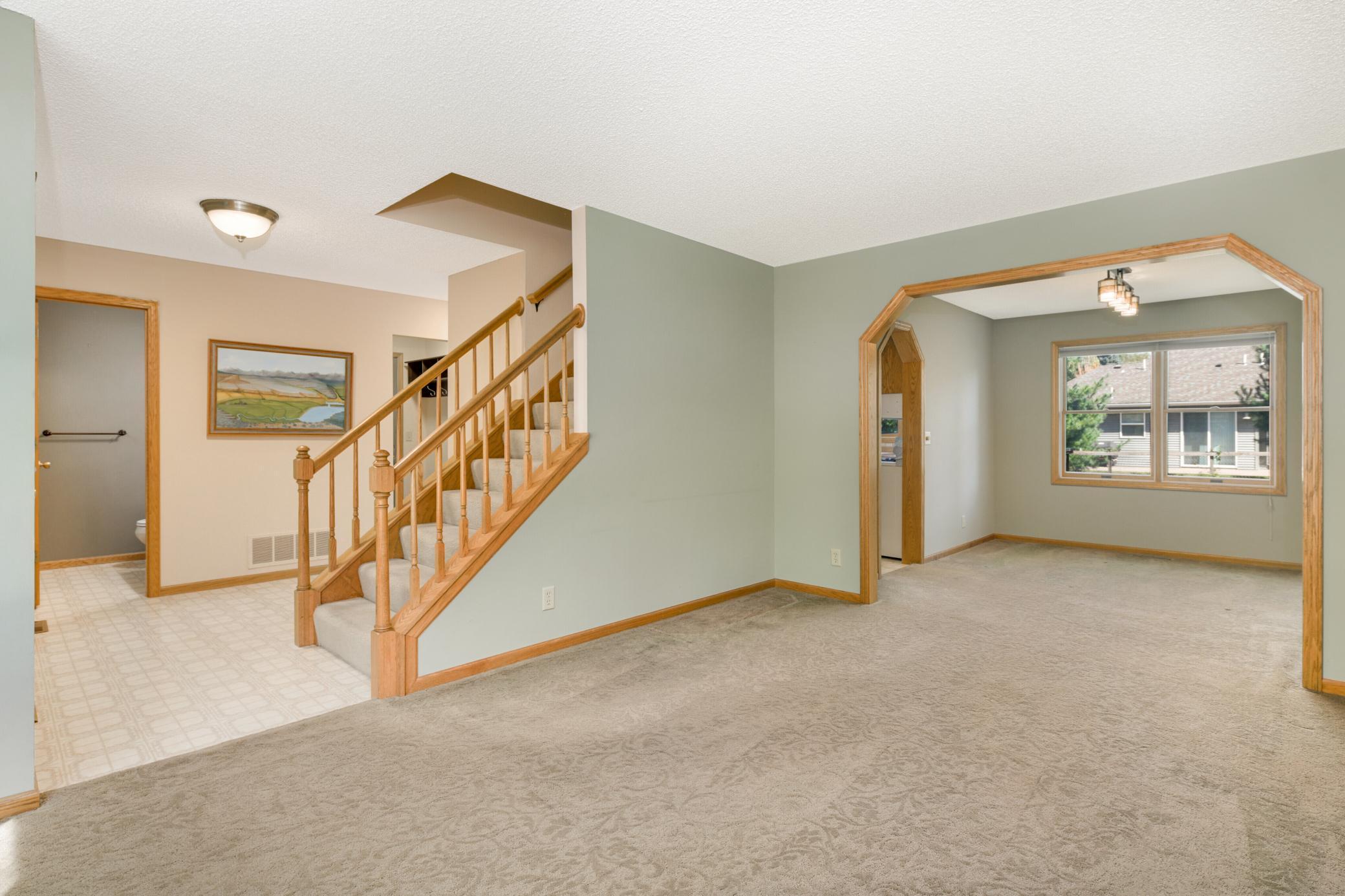 2924 Valento Lane