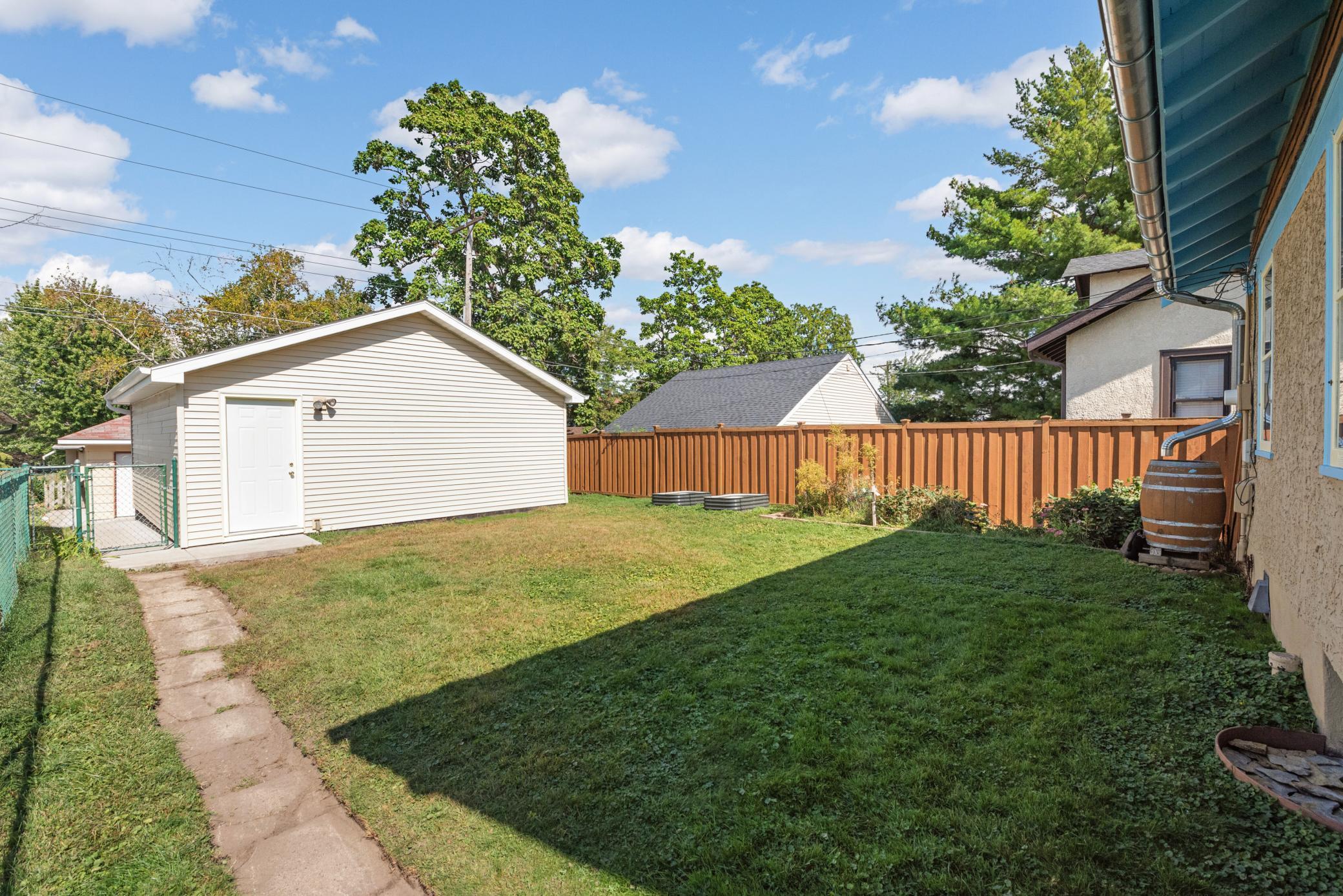 1971 Berkeley Avenue