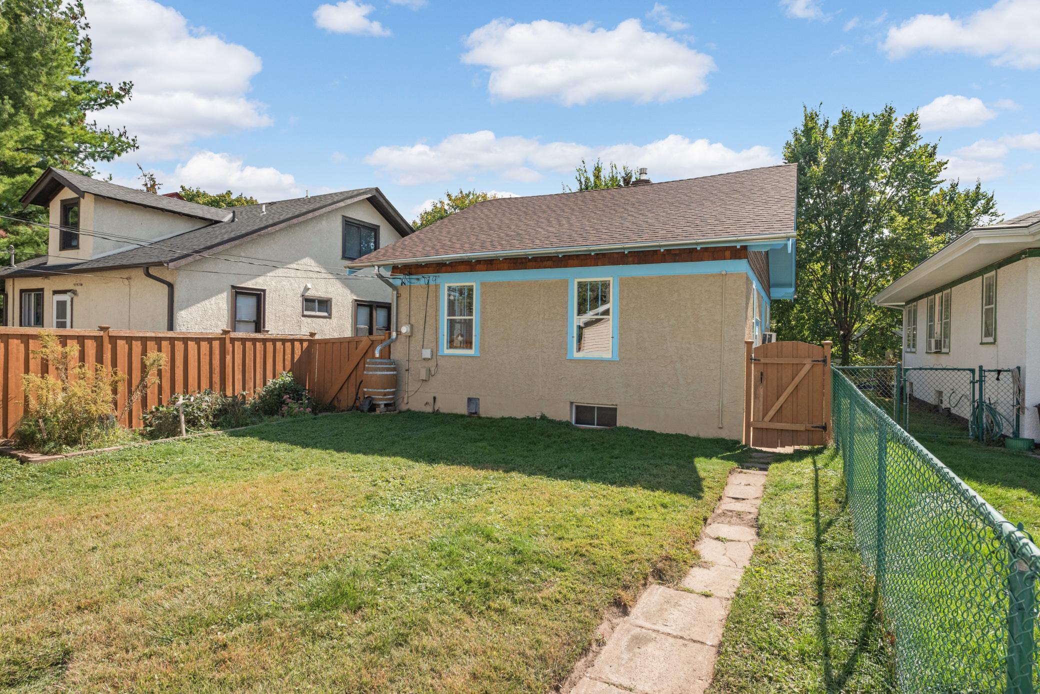 1971 Berkeley Avenue