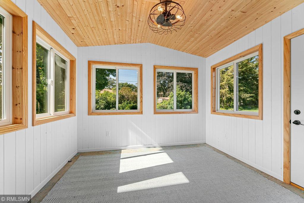 213 Dessa Lane