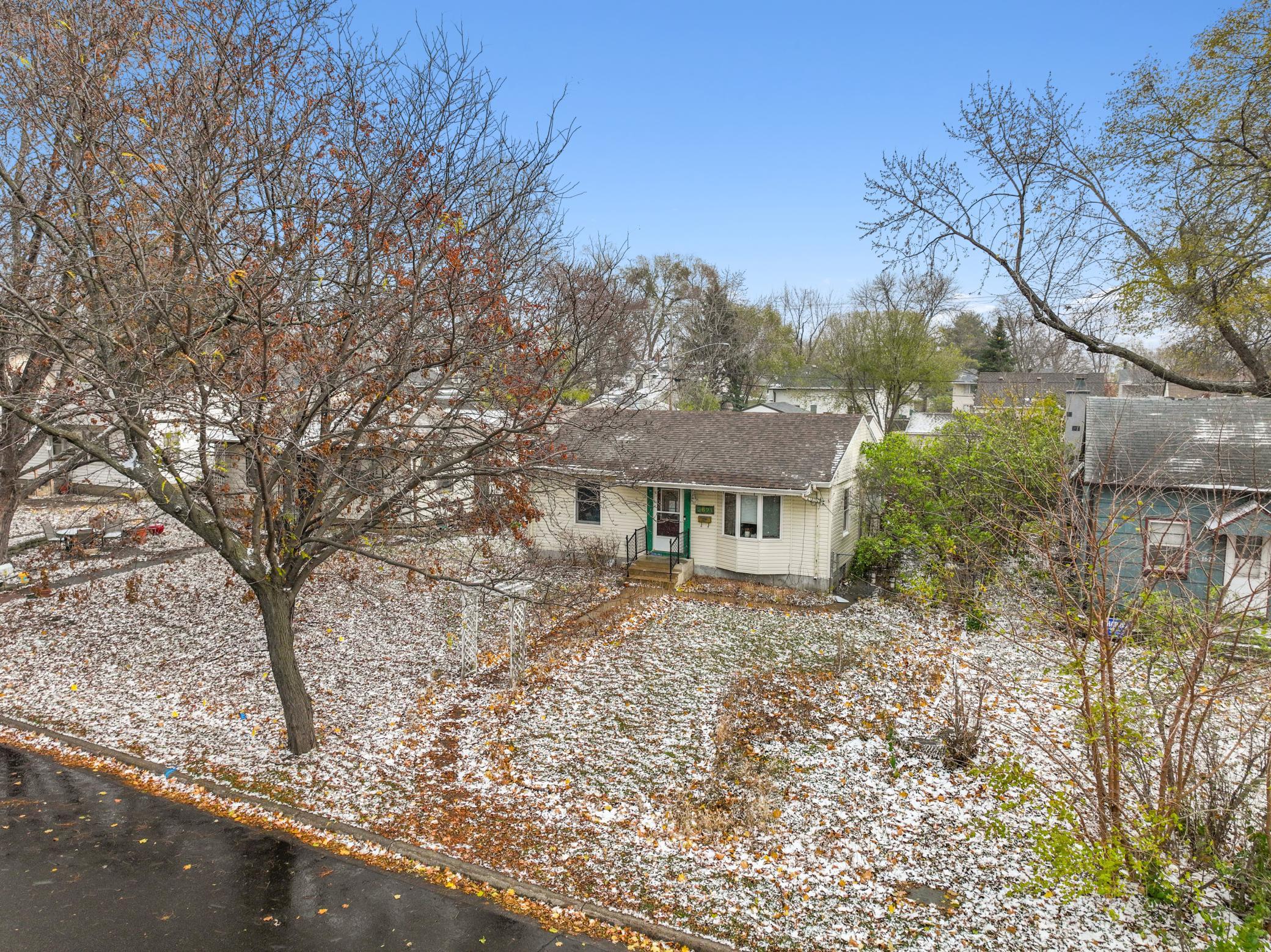 3621 Sumter Avenue S