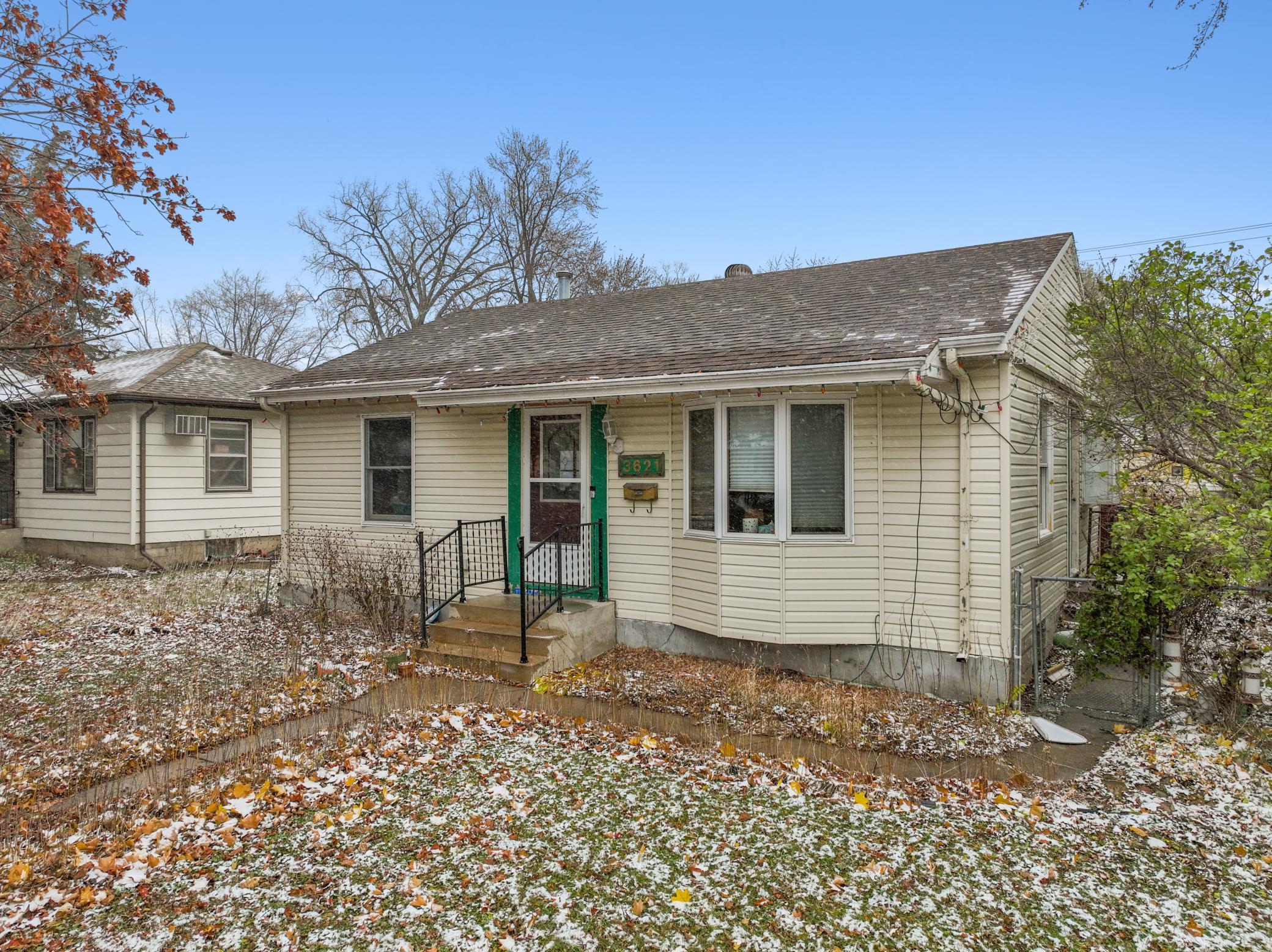 3621 Sumter Avenue S