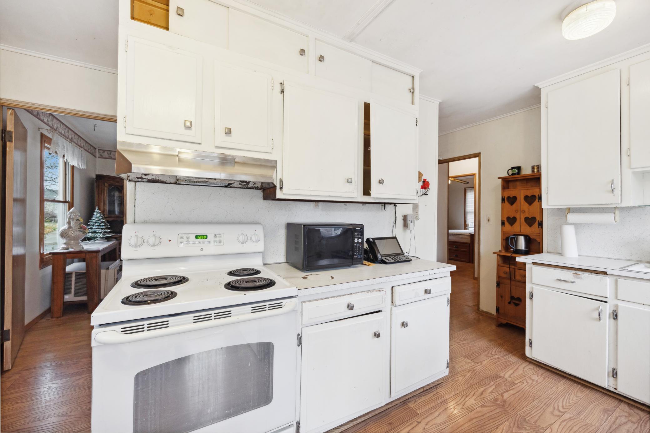 3621 Sumter Avenue S