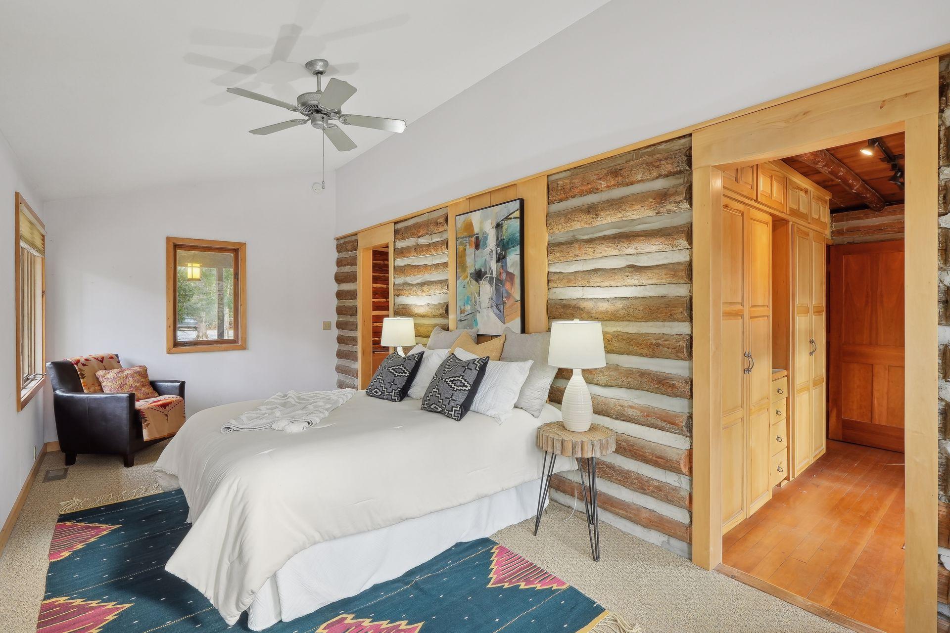 20661 Quint Avenue N