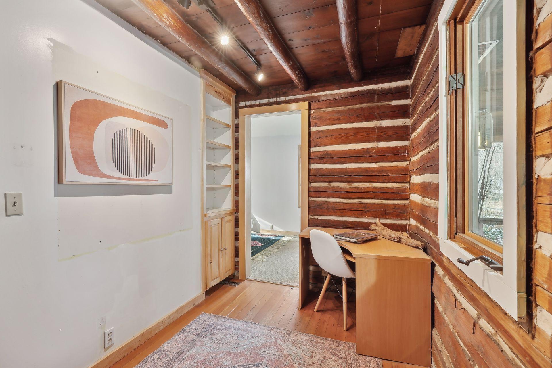 20661 Quint Avenue N