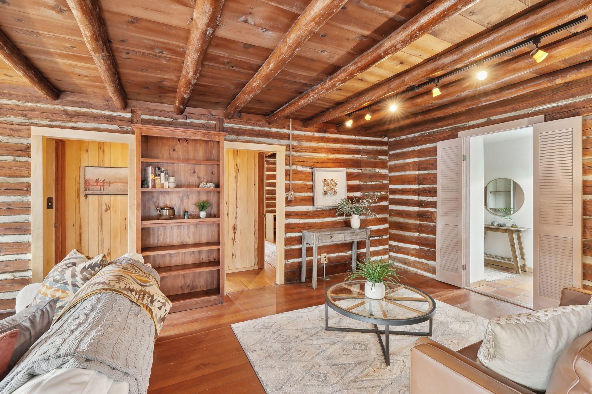 20661 Quint Avenue N