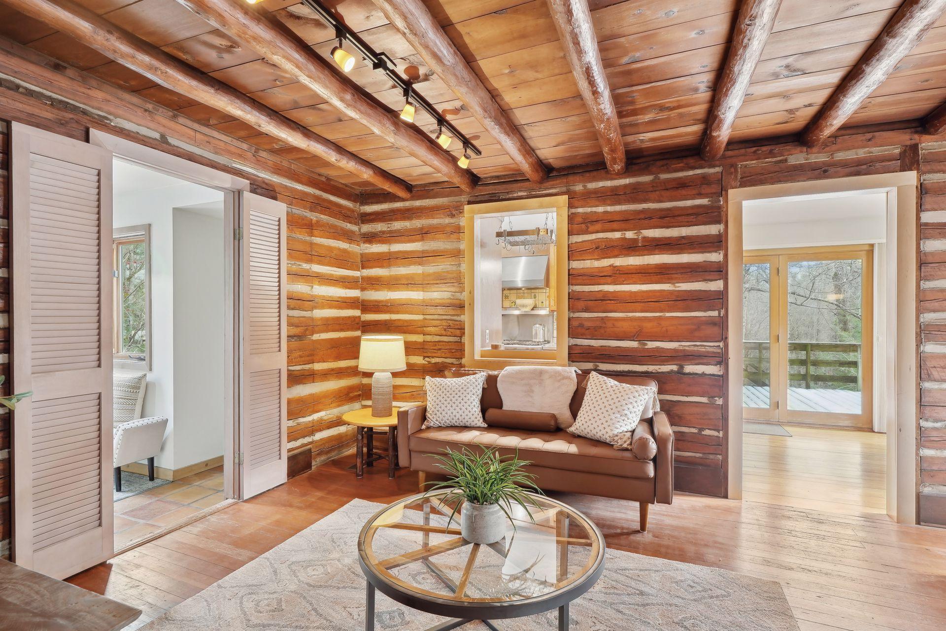 20661 Quint Avenue N