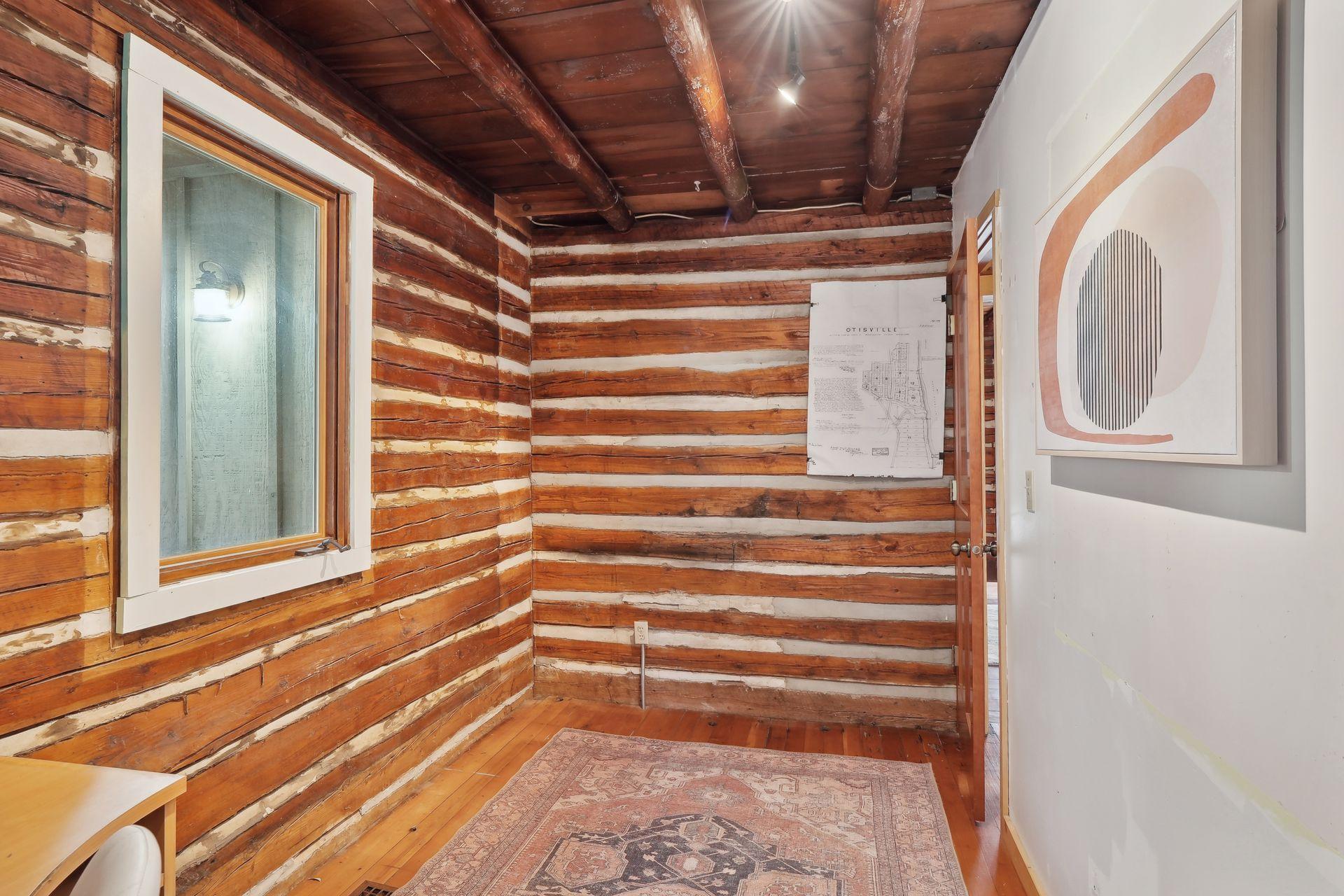 20661 Quint Avenue N