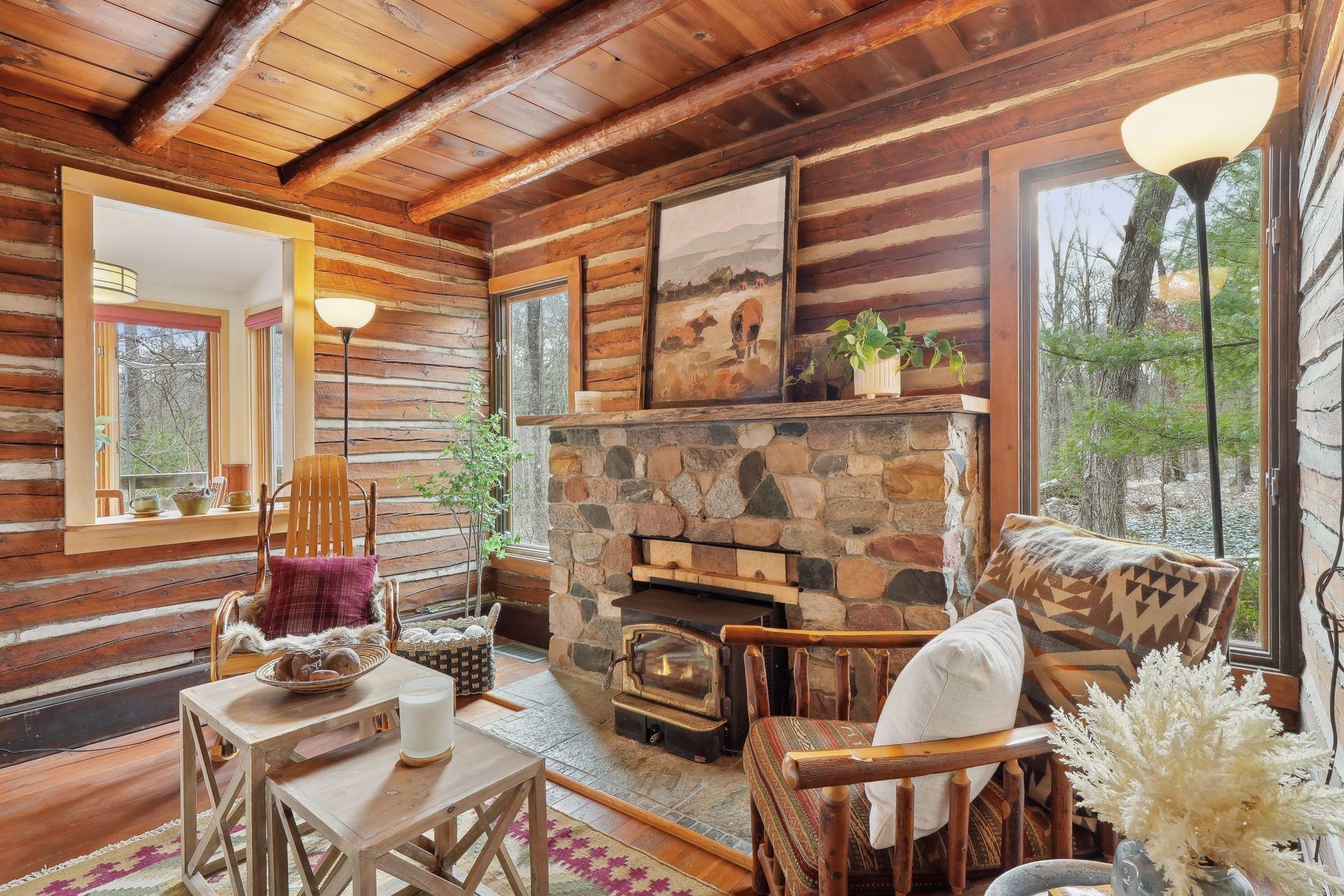 20661 Quint Avenue N