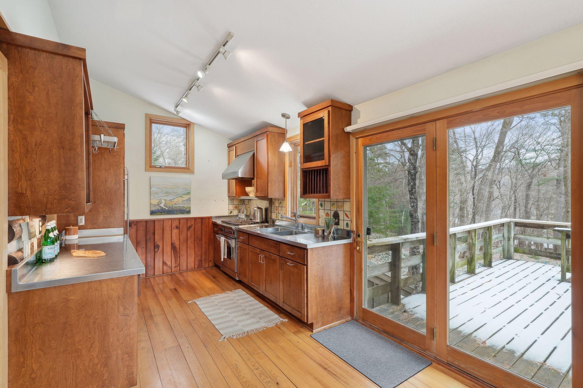 20661 Quint Avenue N