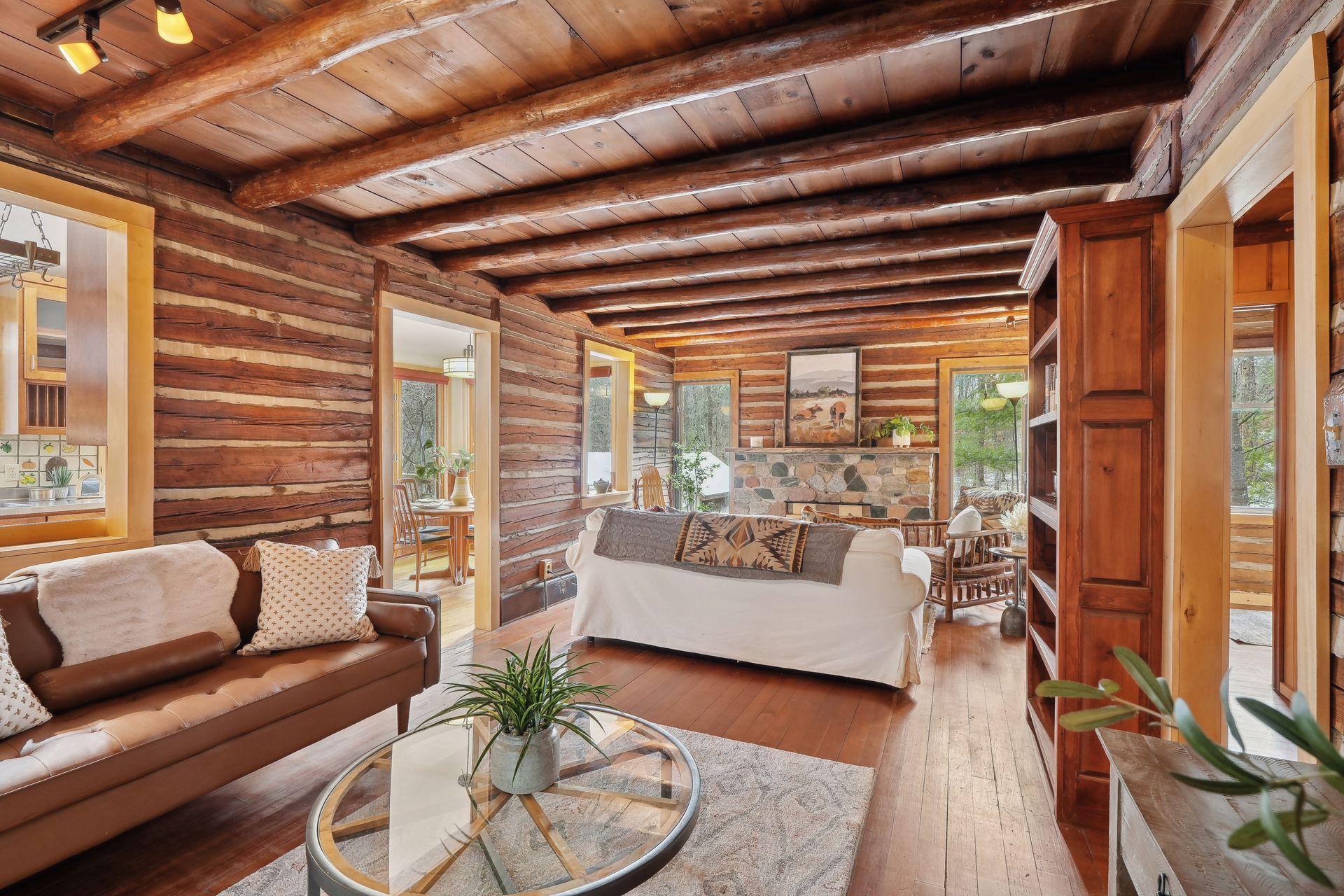 20661 Quint Avenue N