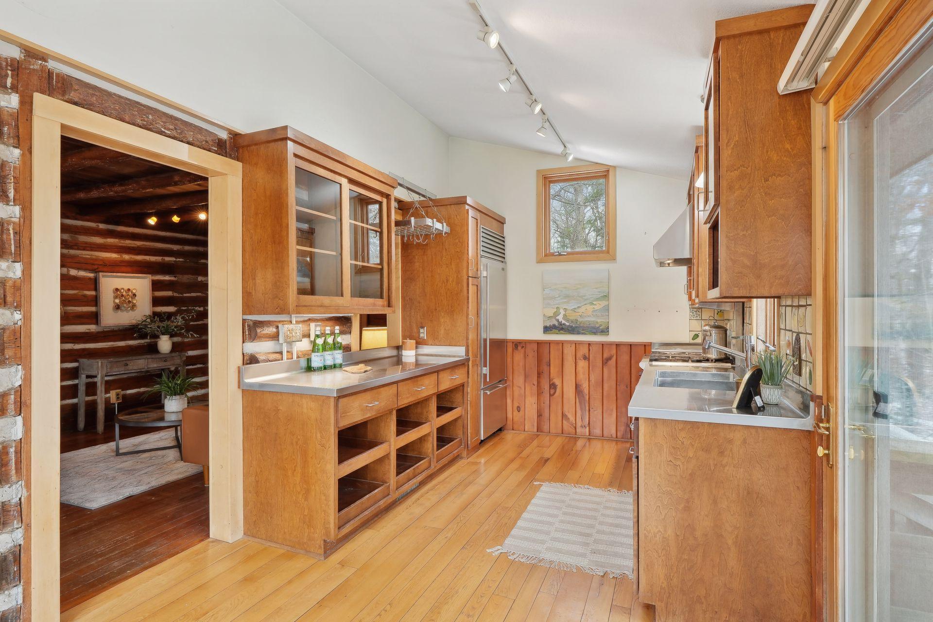 20661 Quint Avenue N