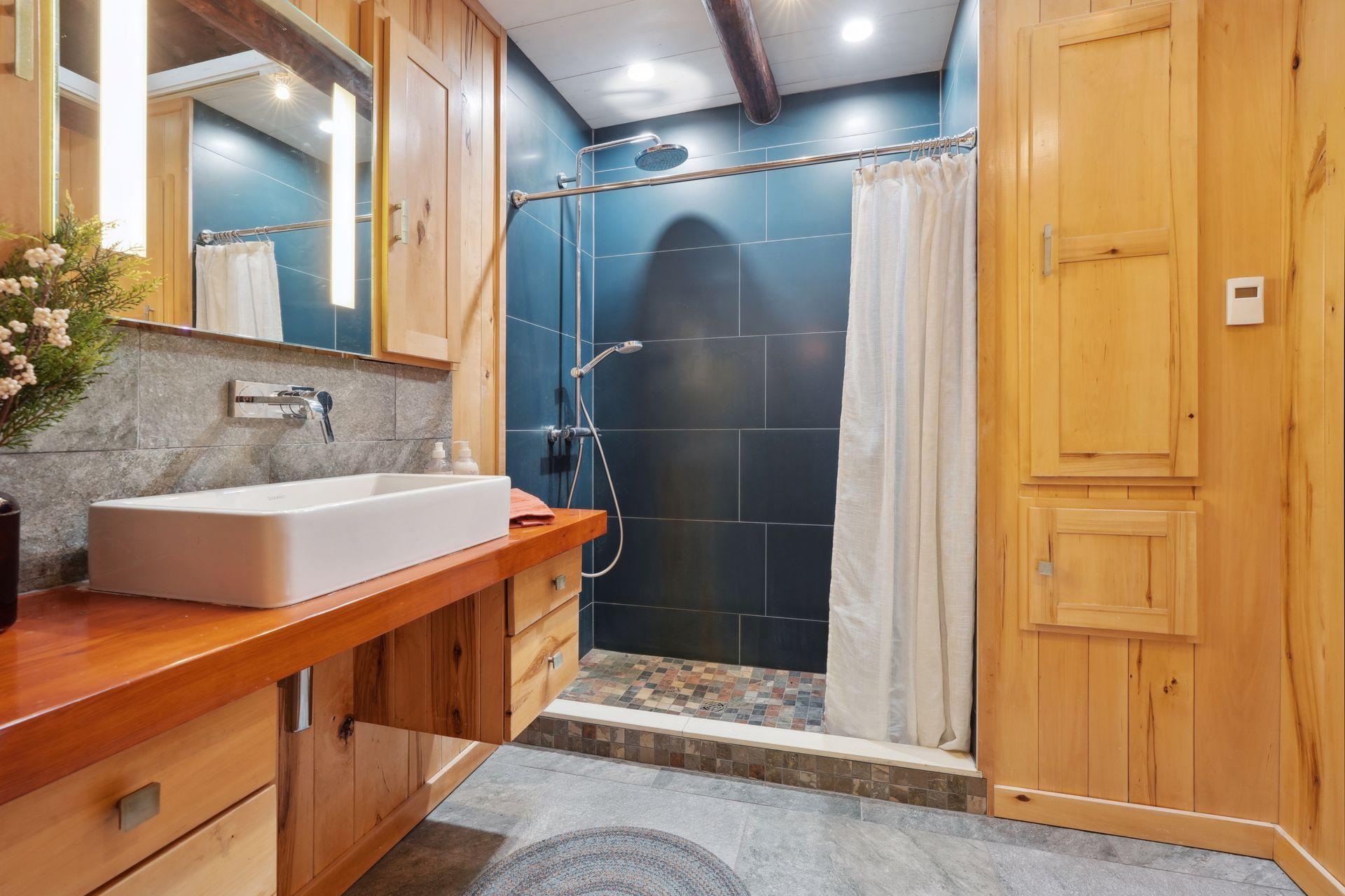 20661 Quint Avenue N