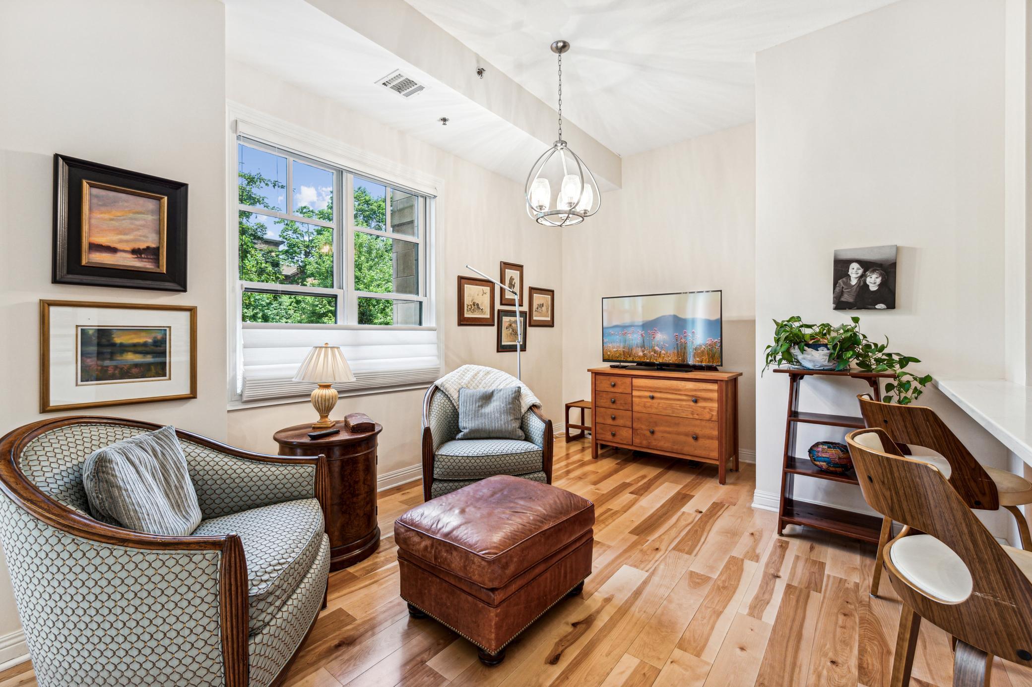 370 Marshall Avenue Unit: 106