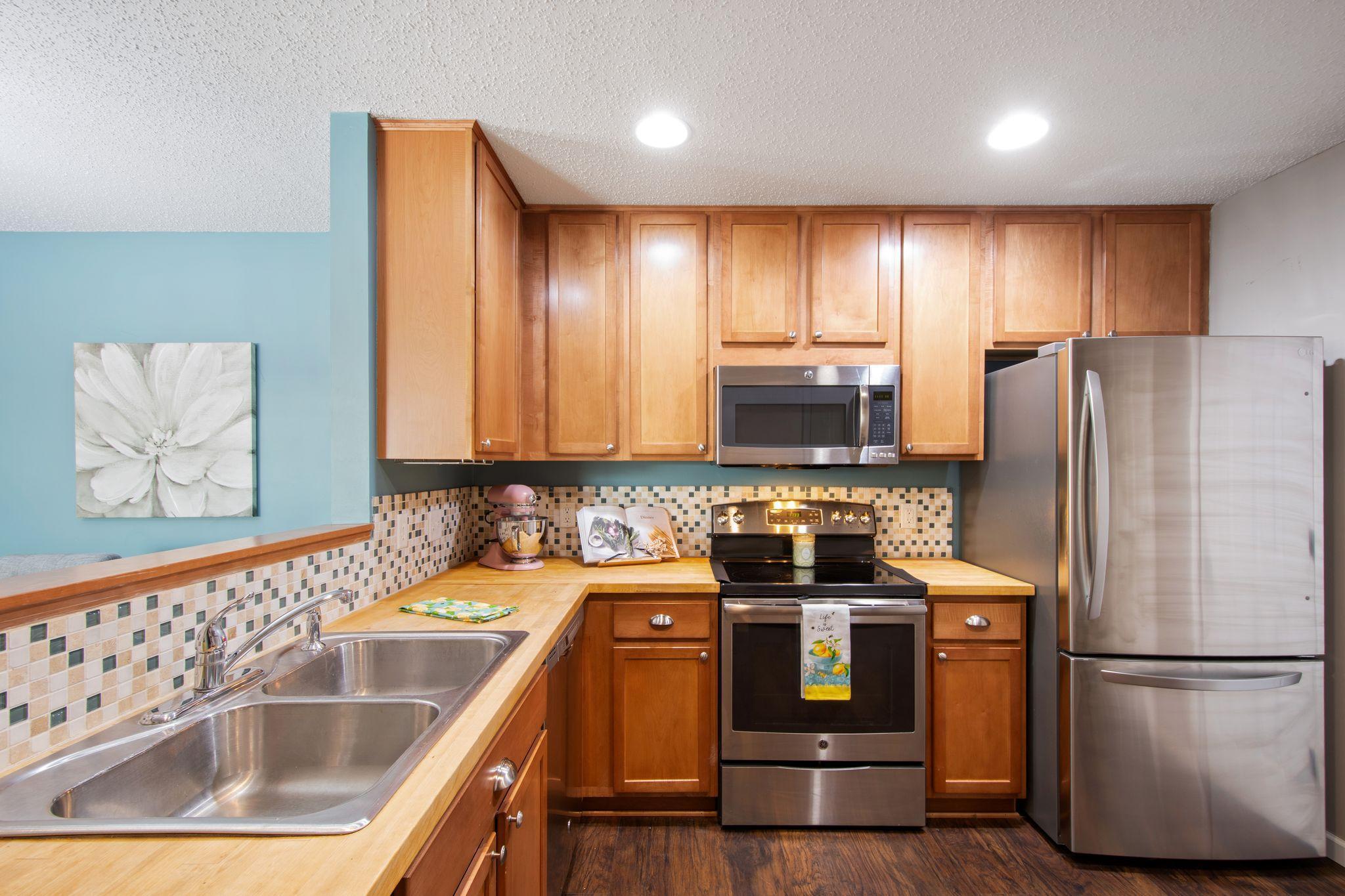4920 149th Street N Unit: 3