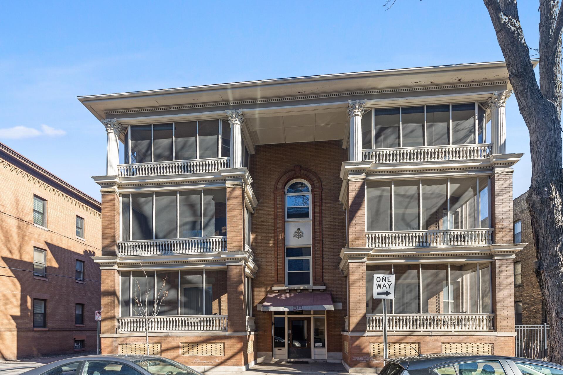 30 Saint Albans Street S Unit: 6A