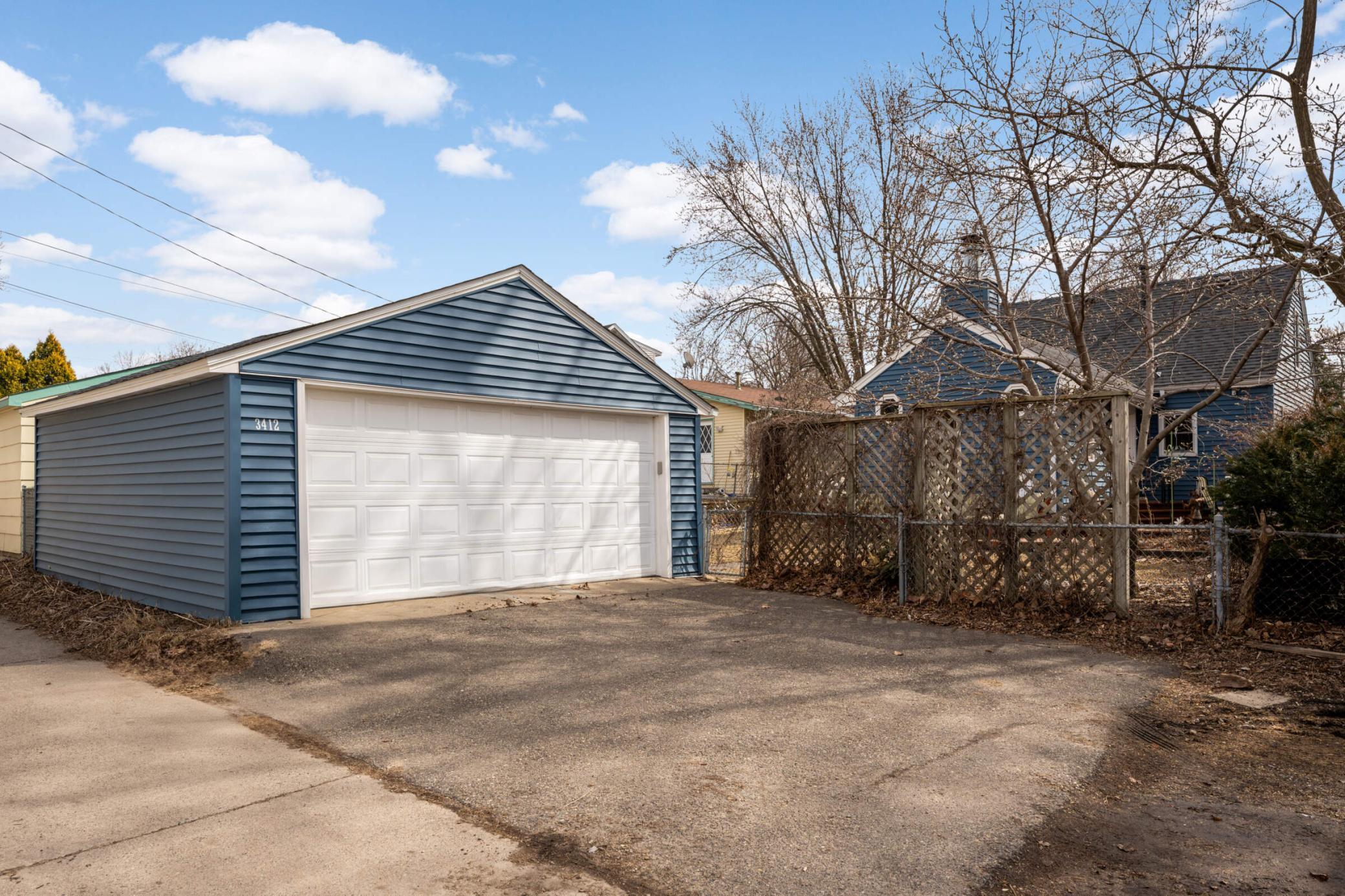 3412 Meridian Drive