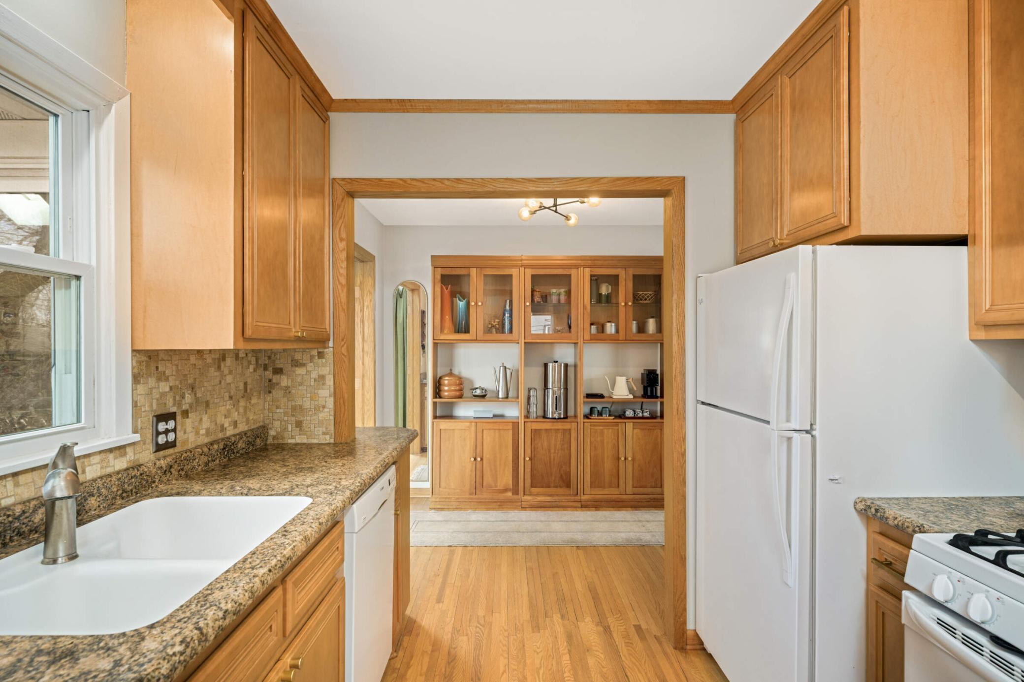 3412 Meridian Drive