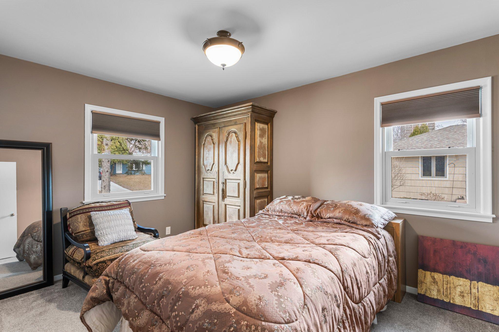 8133 Zenith Avenue S