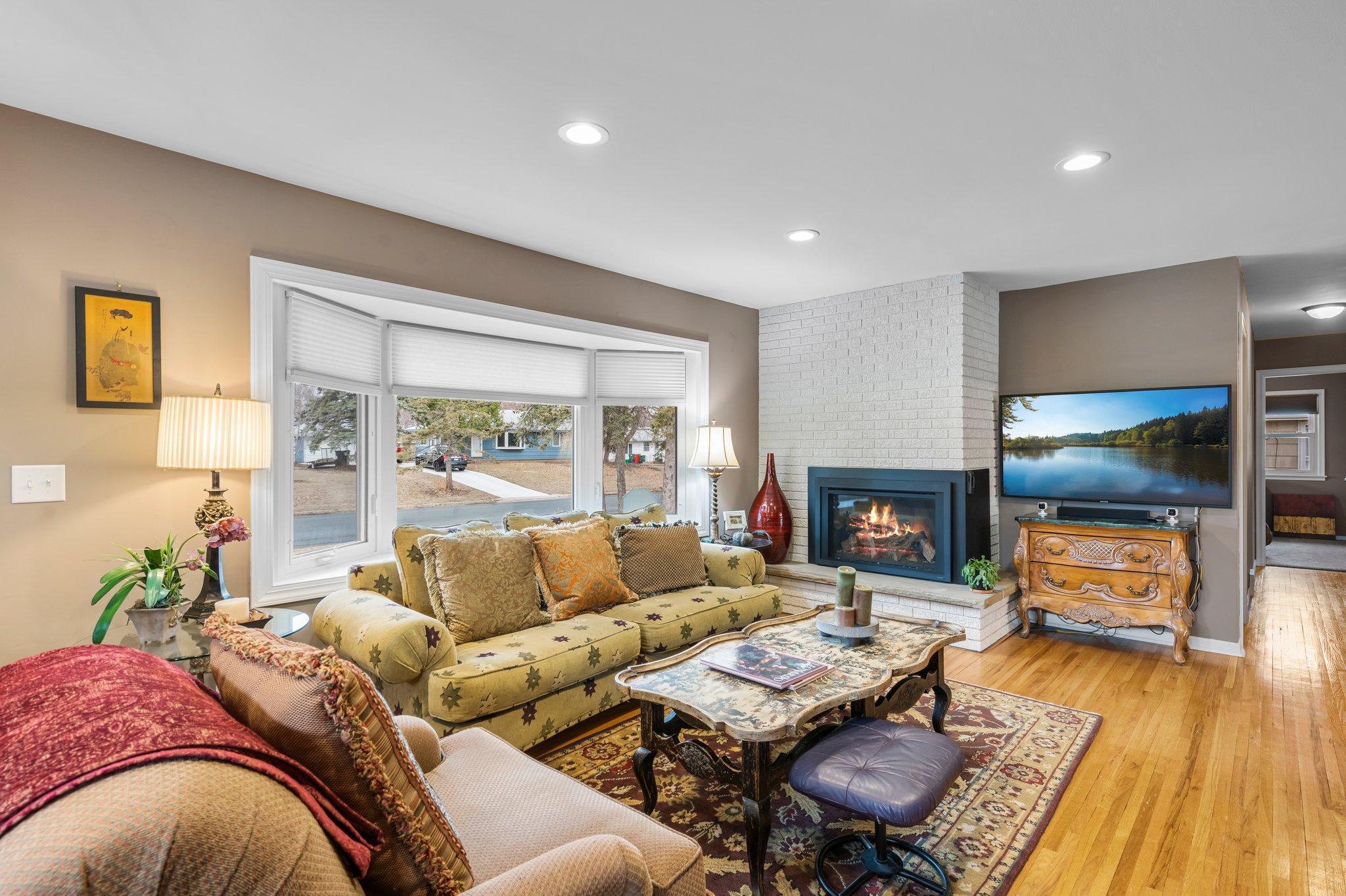 8133 Zenith Avenue S