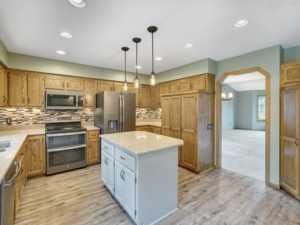 16952 Island Terrace
