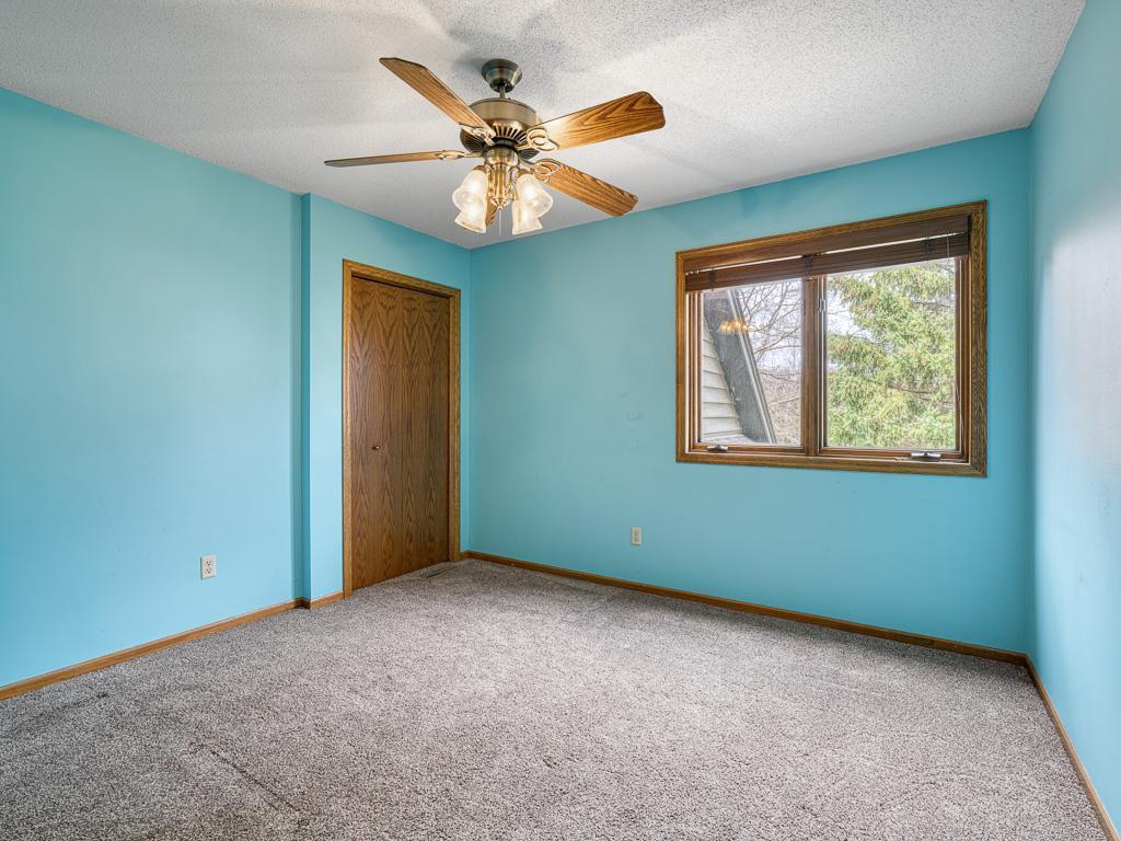 16952 Island Terrace