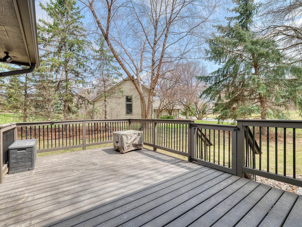 16952 Island Terrace