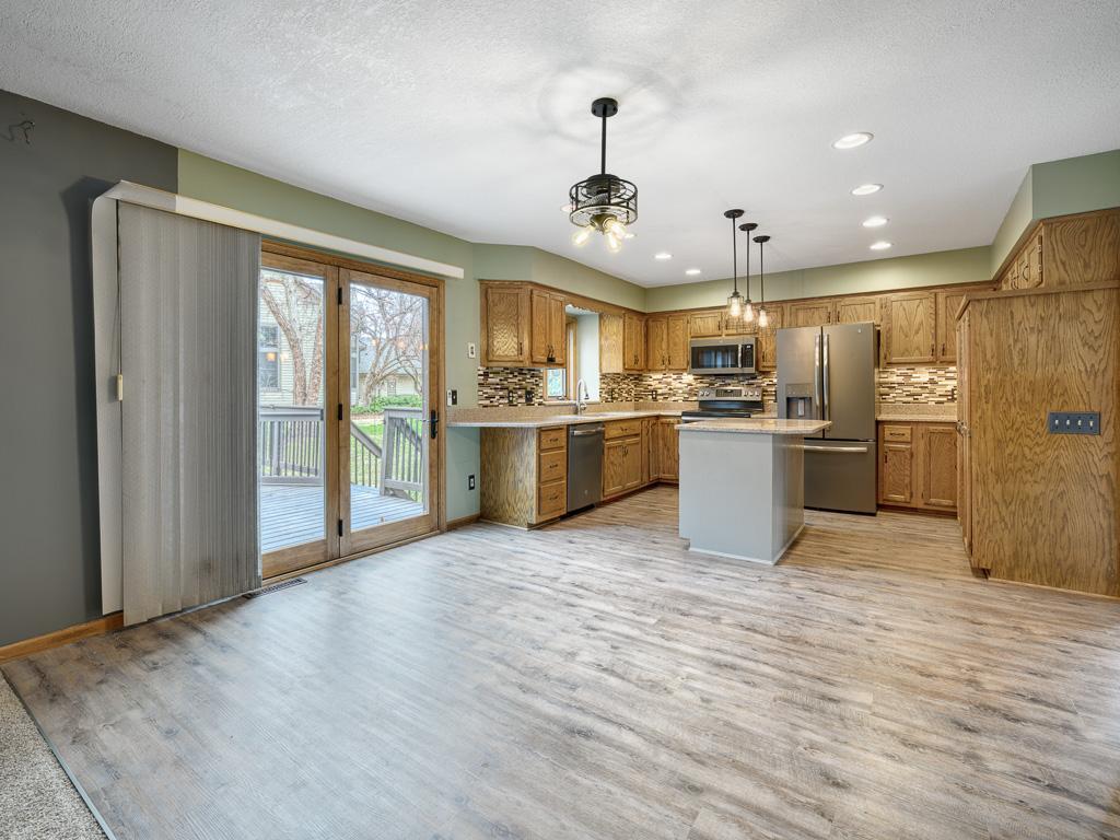 16952 Island Terrace