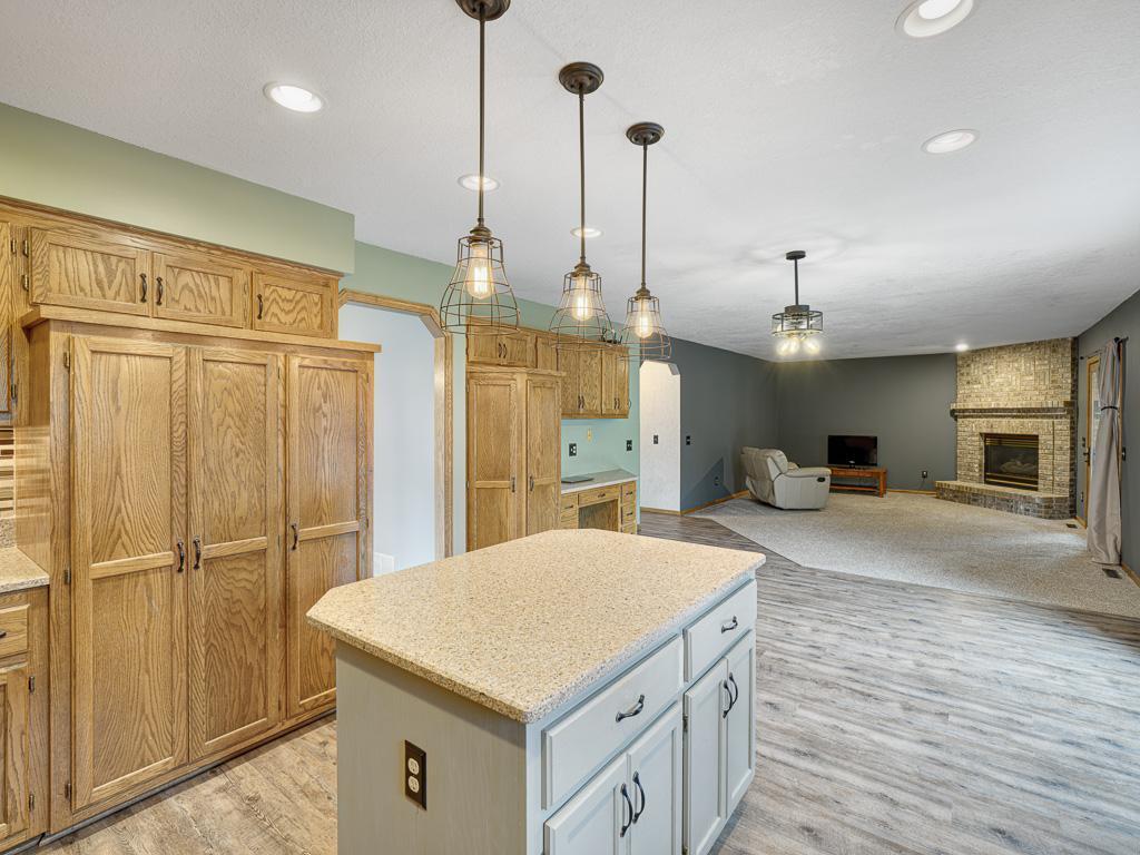 16952 Island Terrace