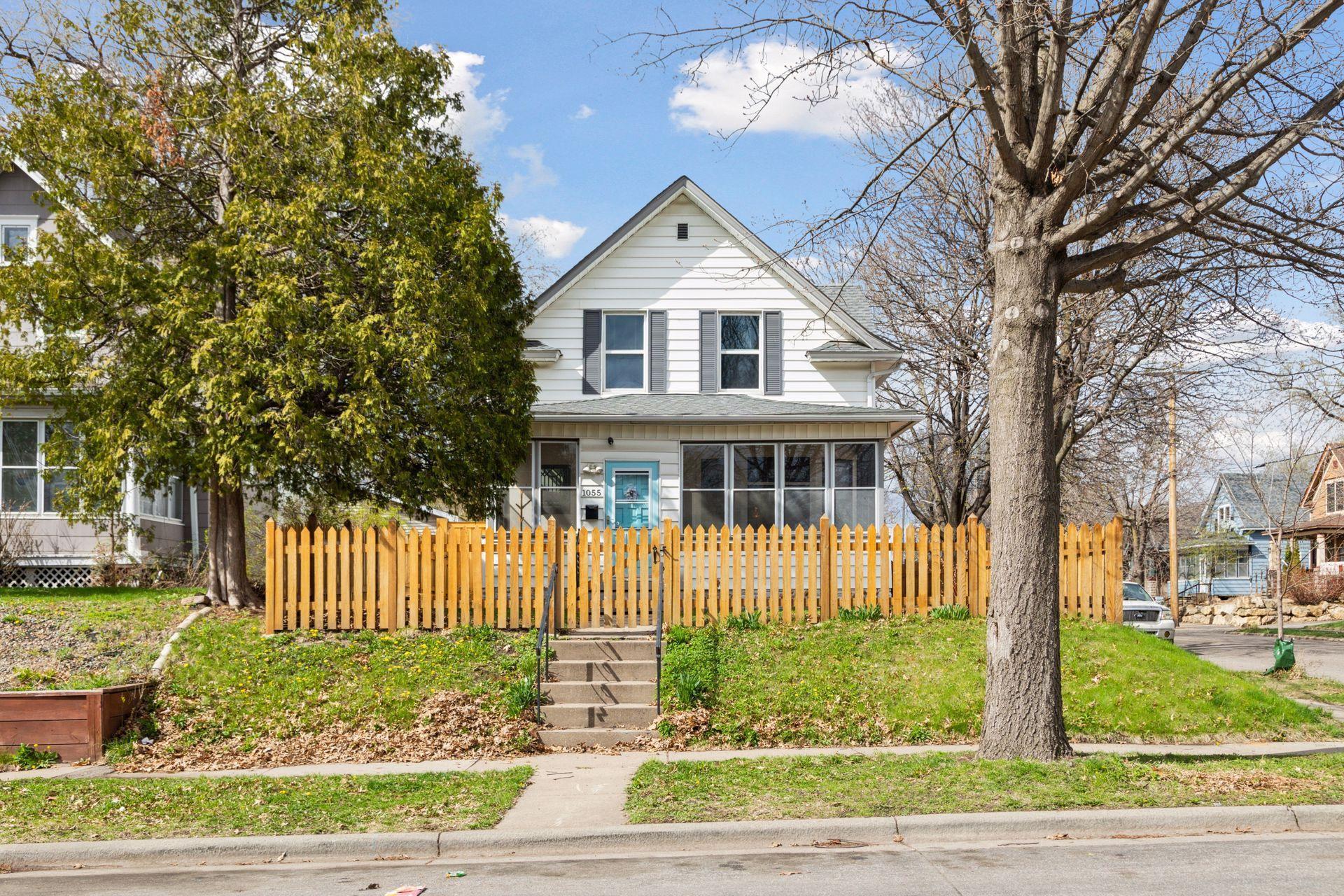 1055 Wakefield Avenue