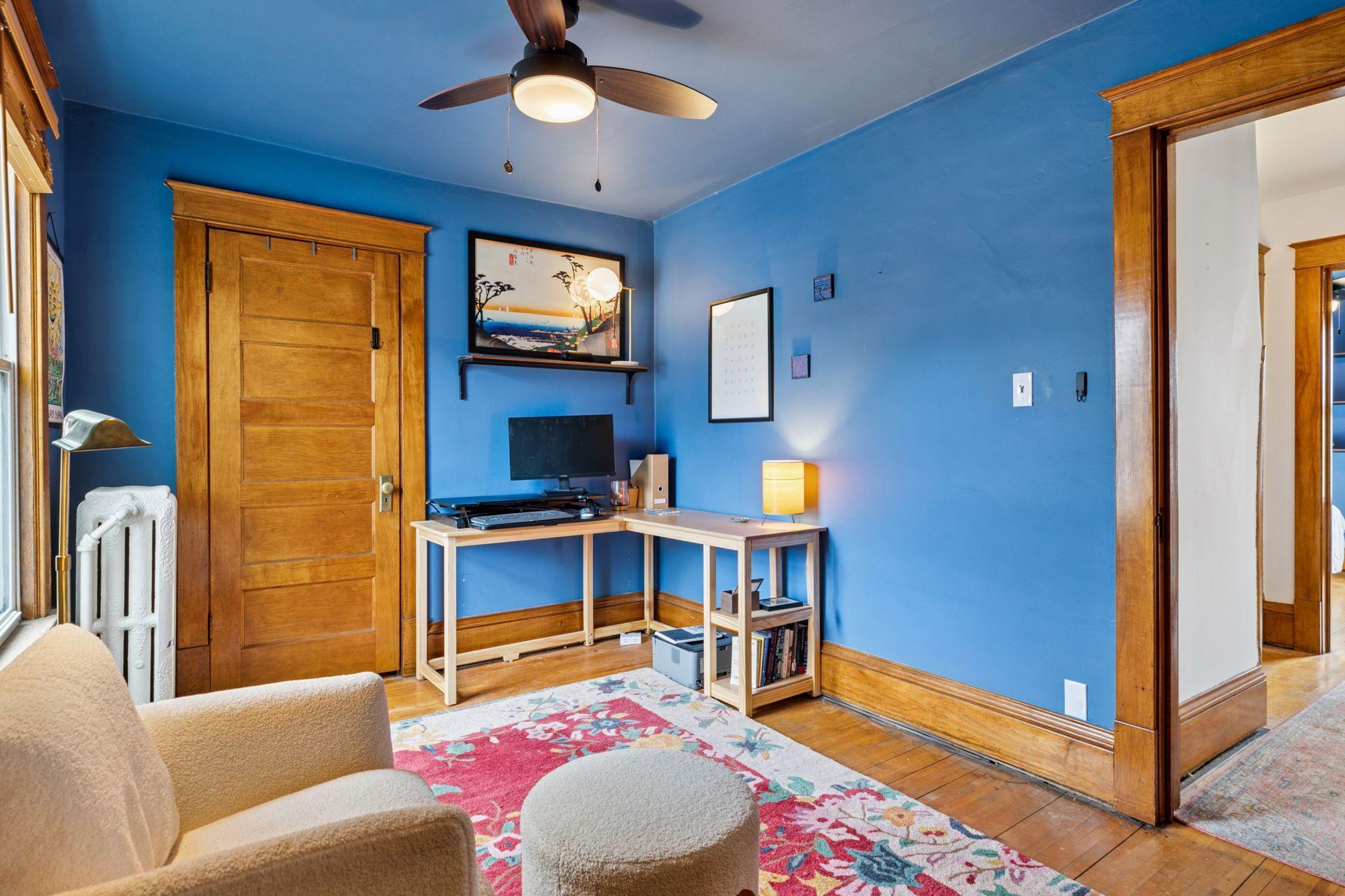 1055 Wakefield Avenue