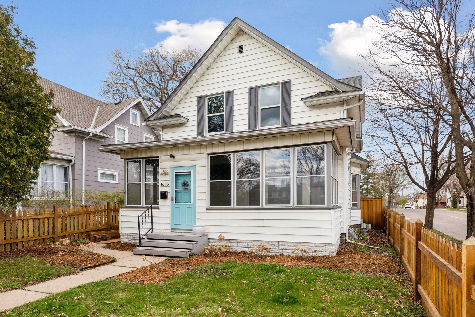 1055 Wakefield Avenue