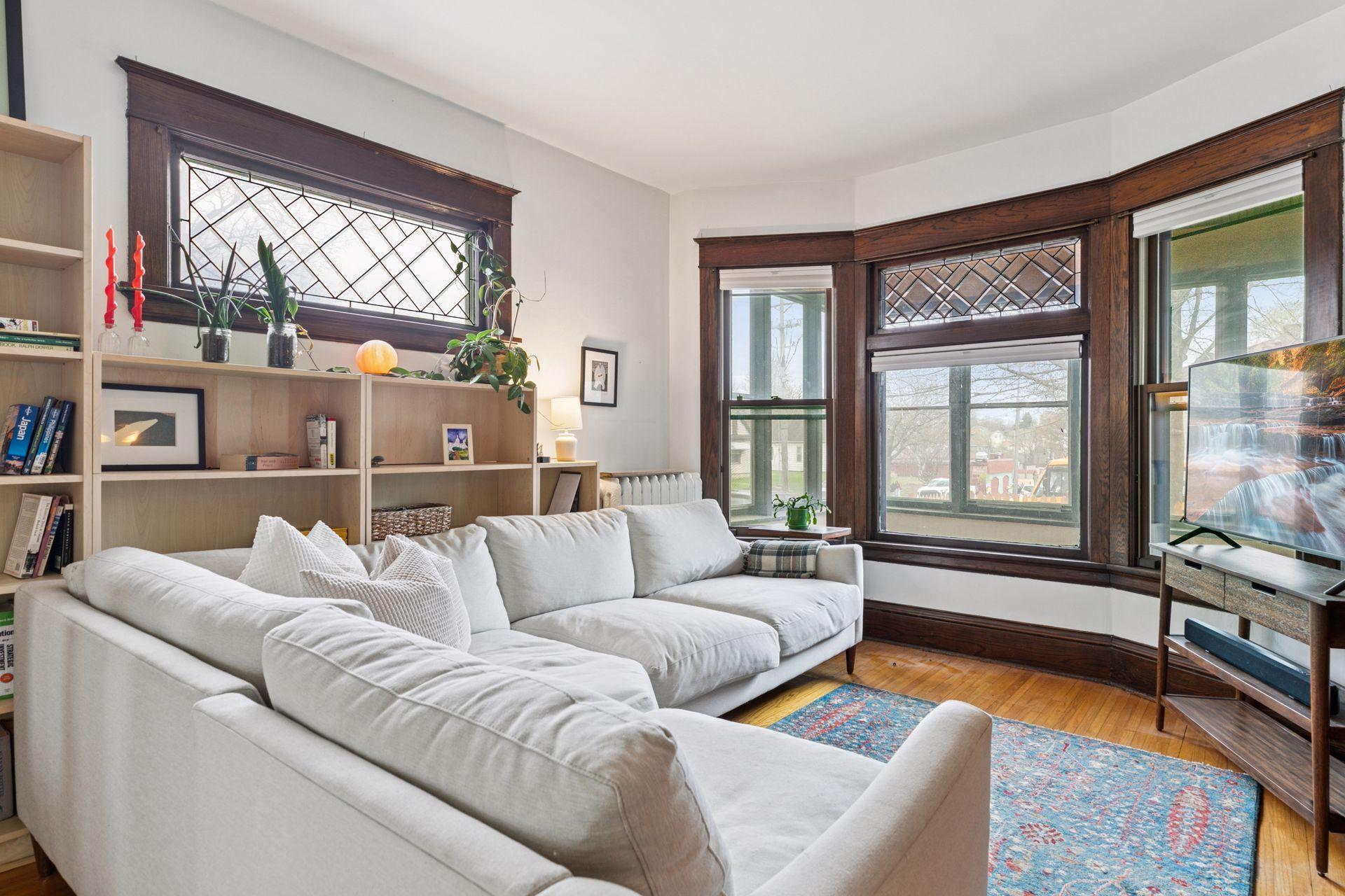 1055 Wakefield Avenue