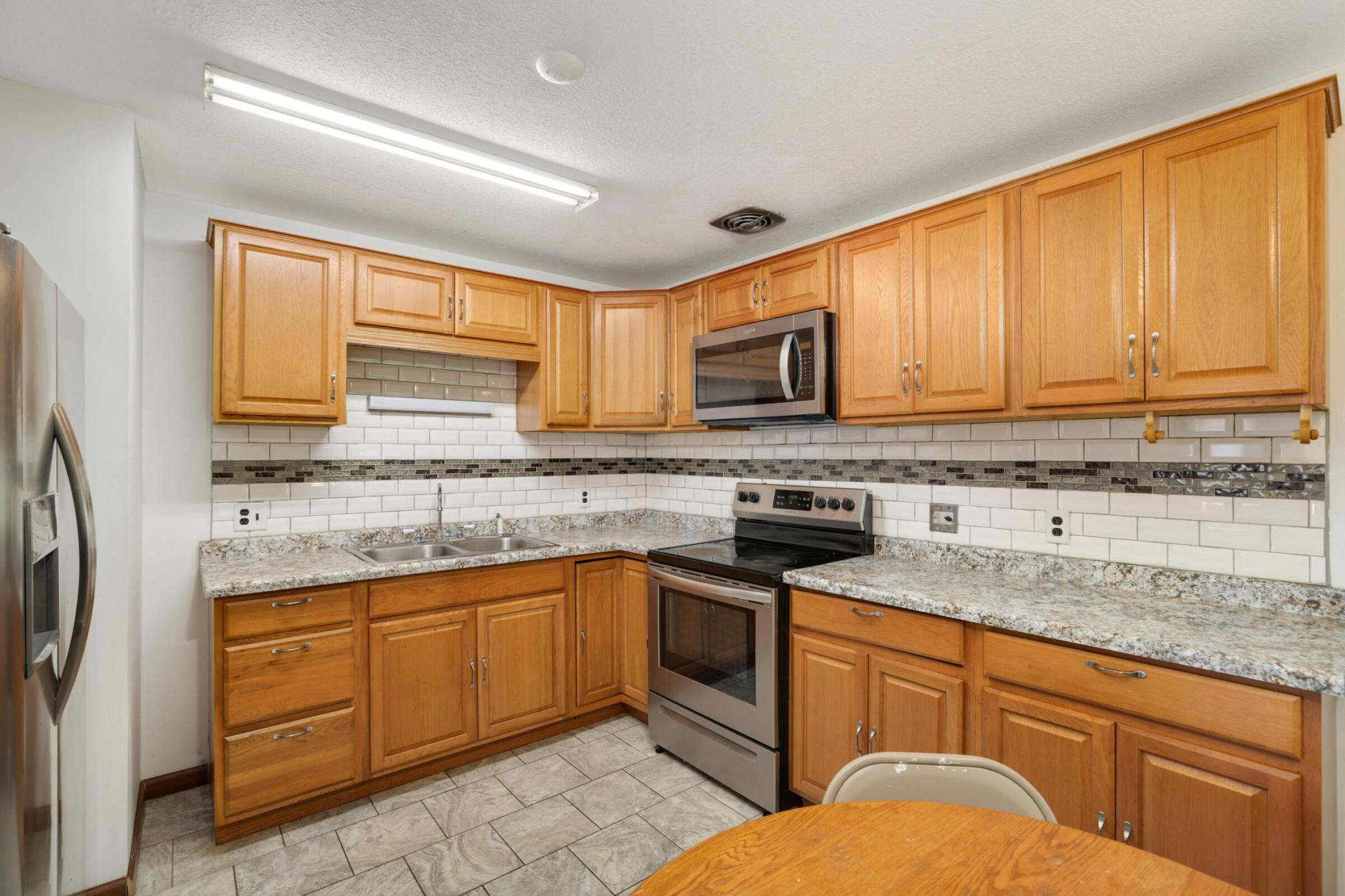 1485 Viking Drive E