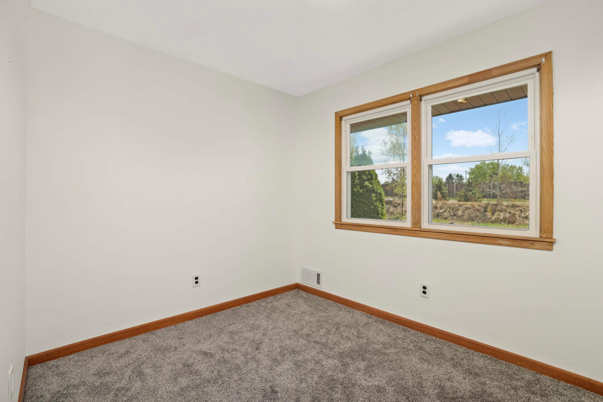 1485 Viking Drive E
