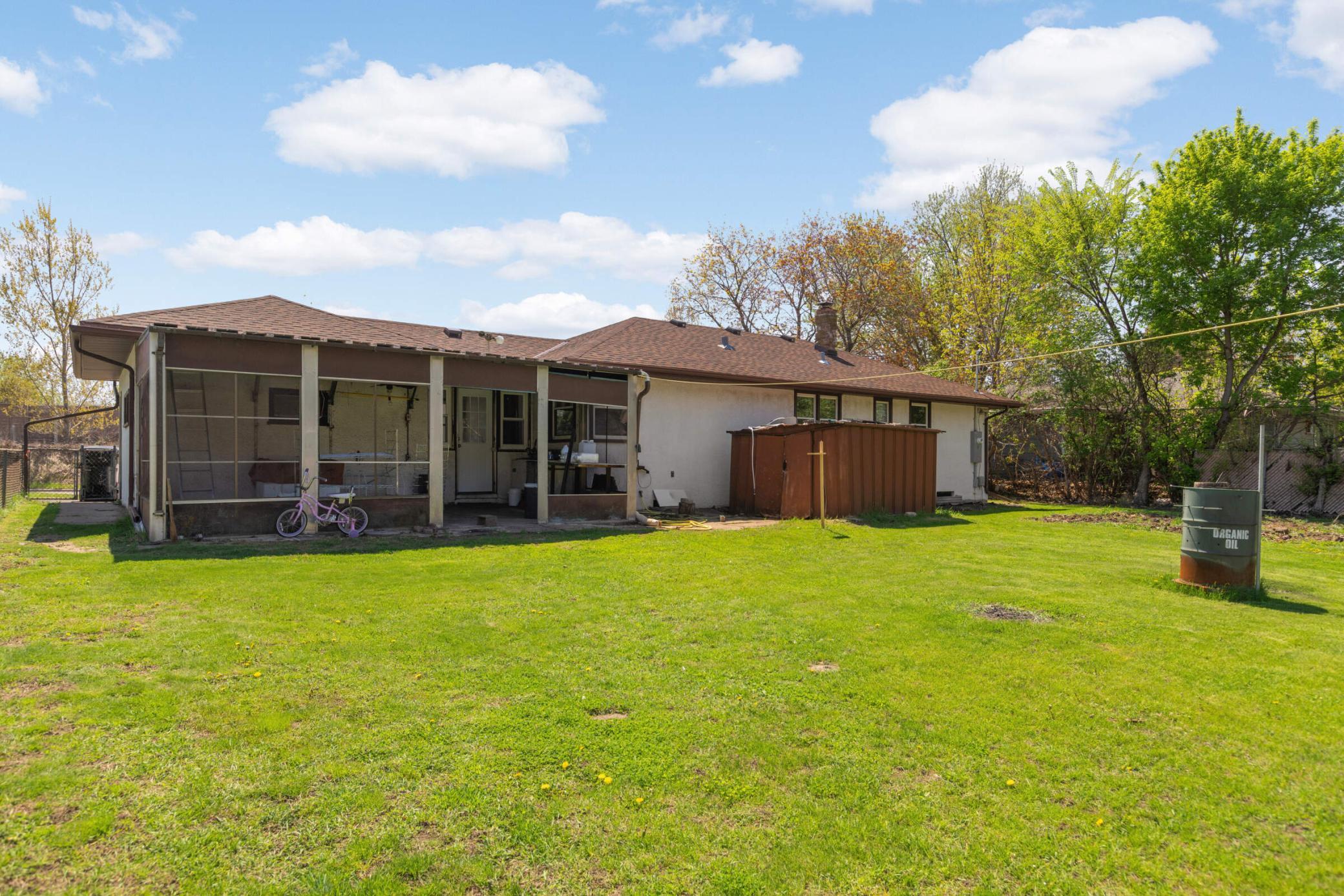 1485 Viking Drive E