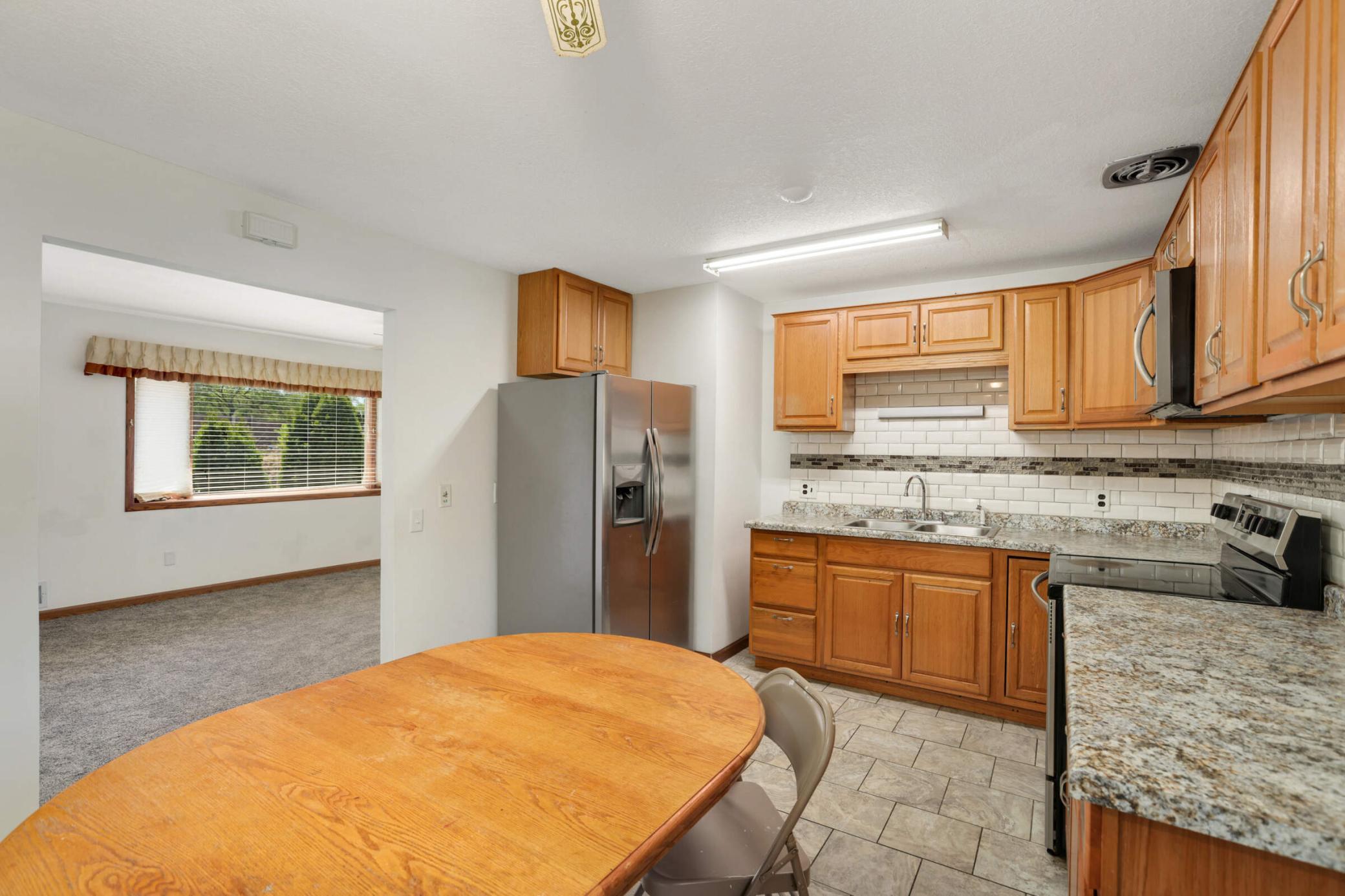 1485 Viking Drive E