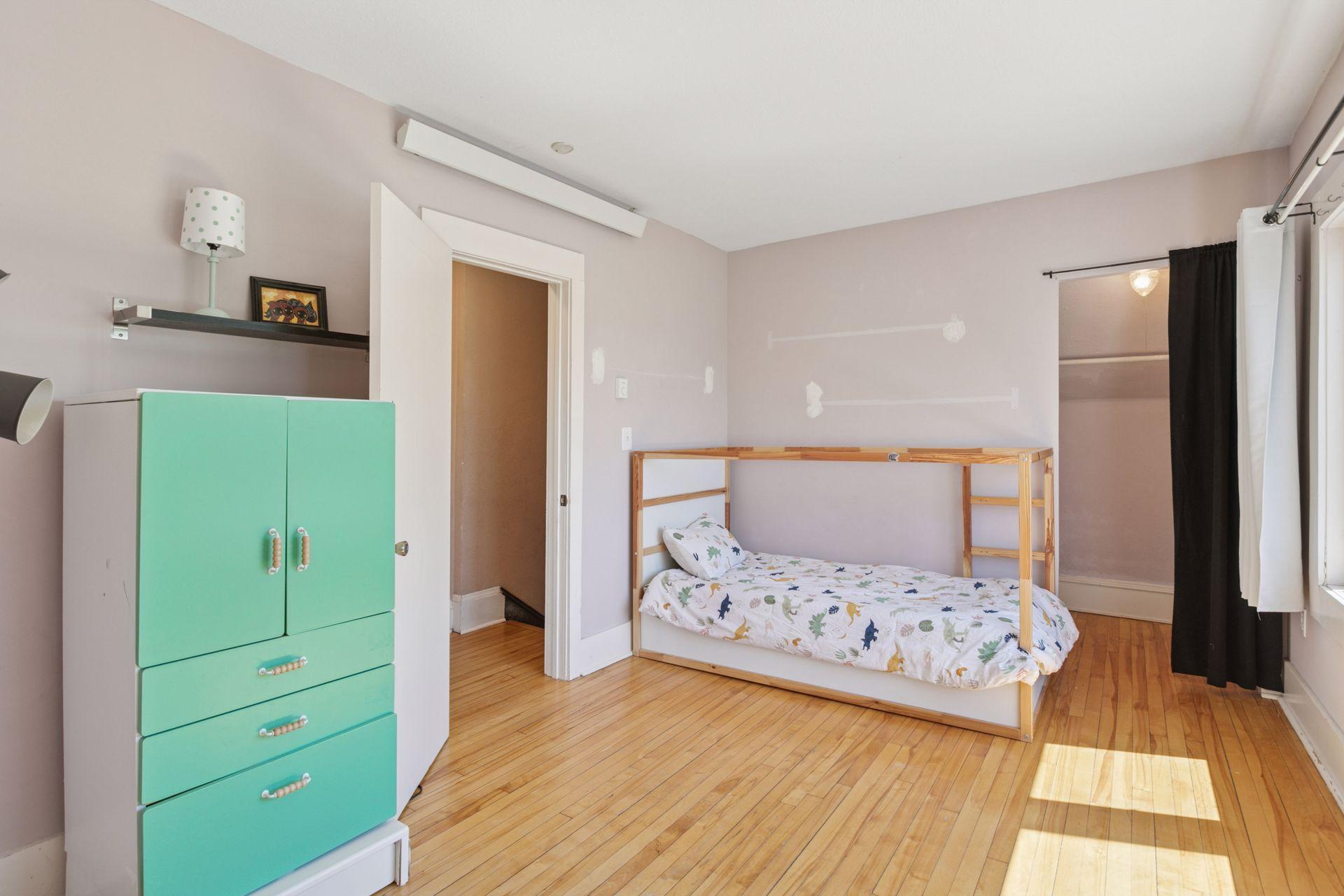 1601 Lowry Avenue NE