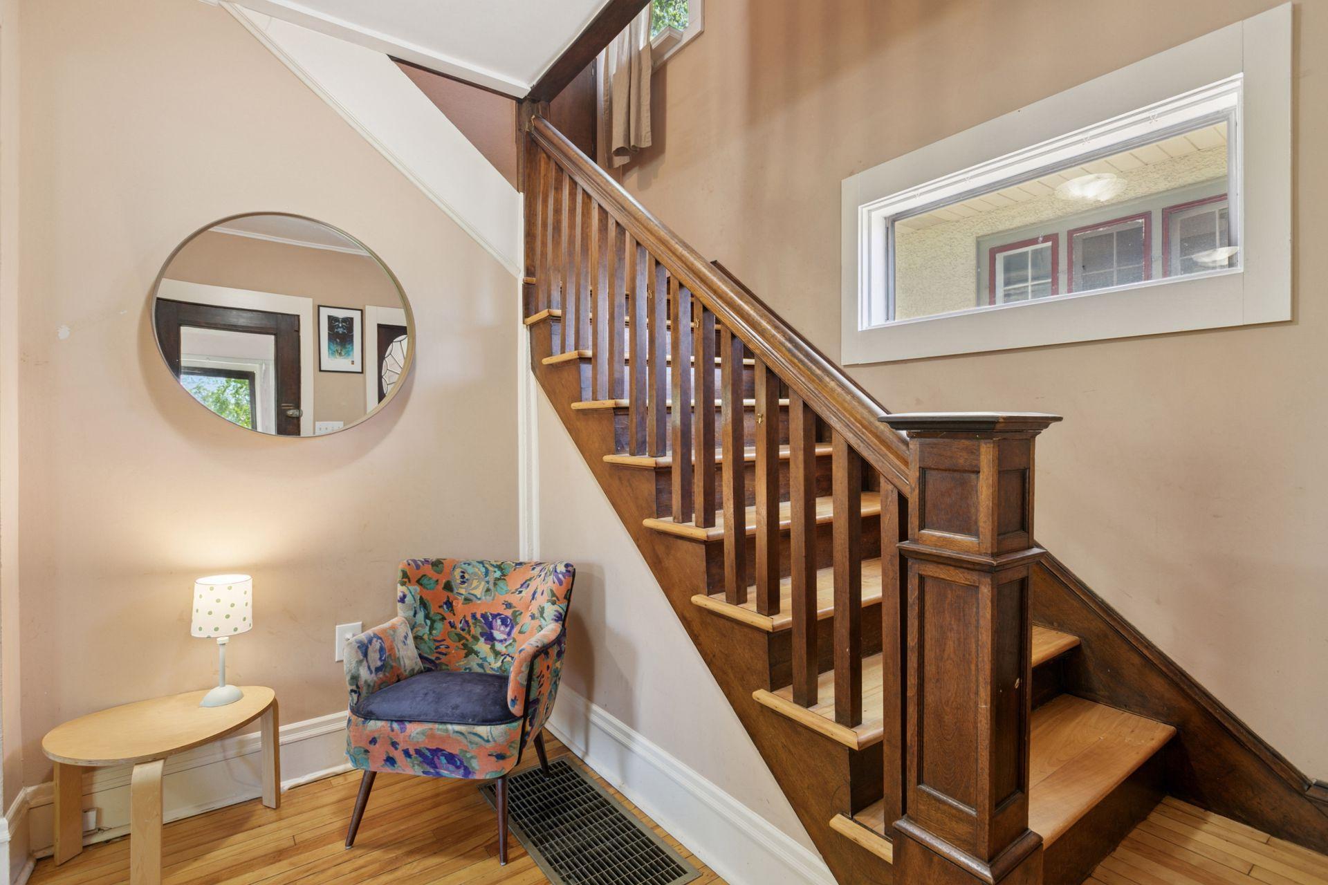 1601 Lowry Avenue NE