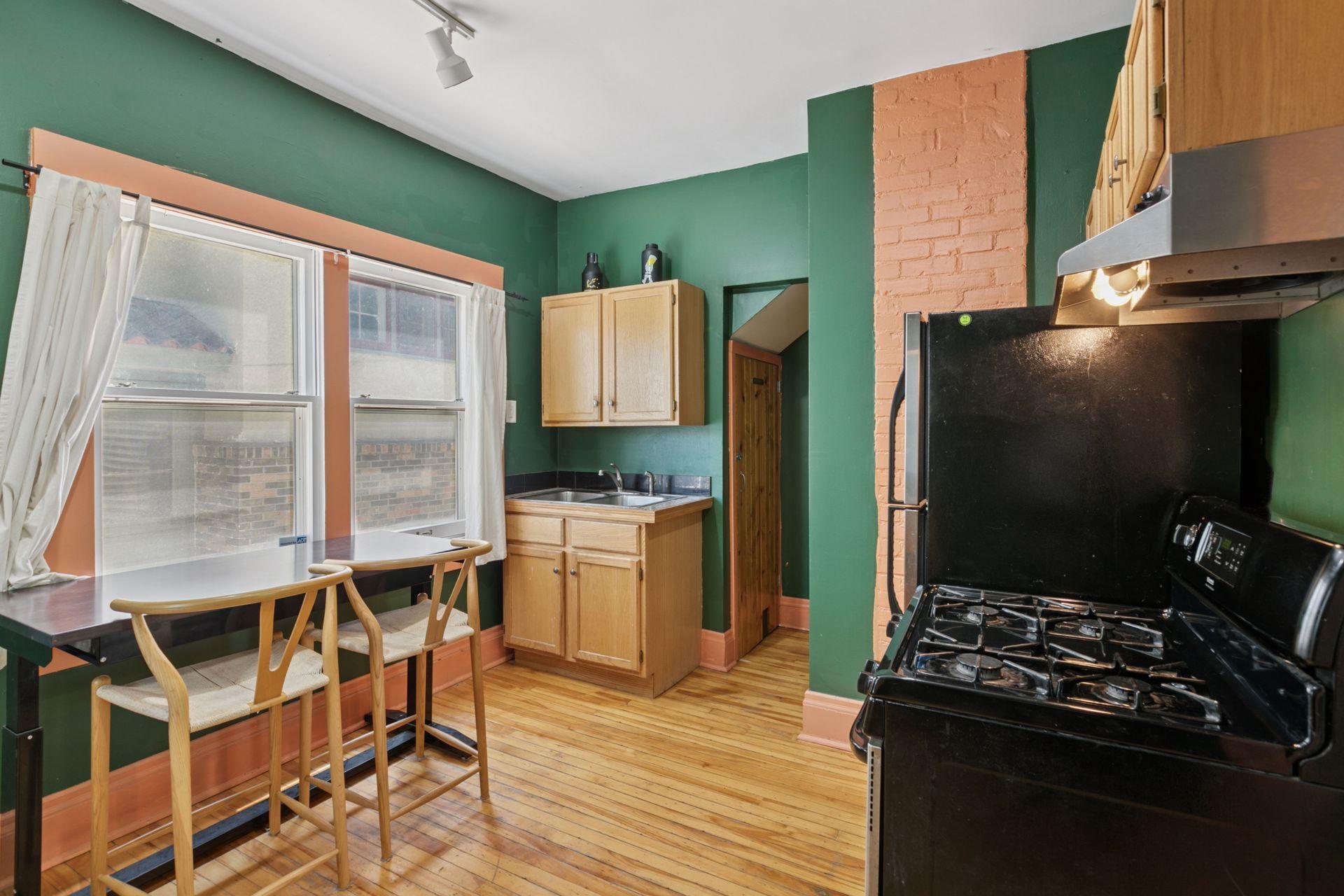 1601 Lowry Avenue NE