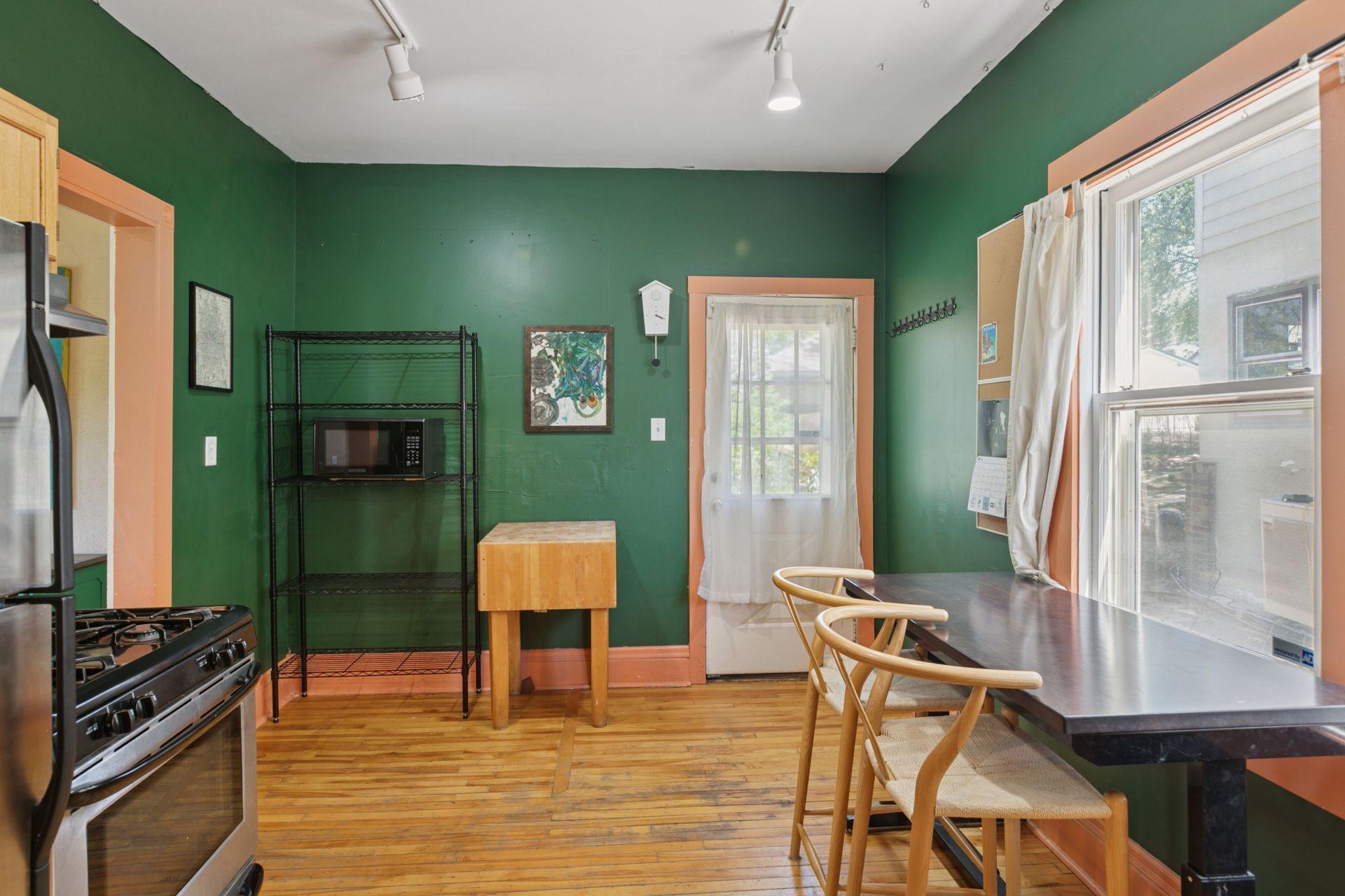 1601 Lowry Avenue NE