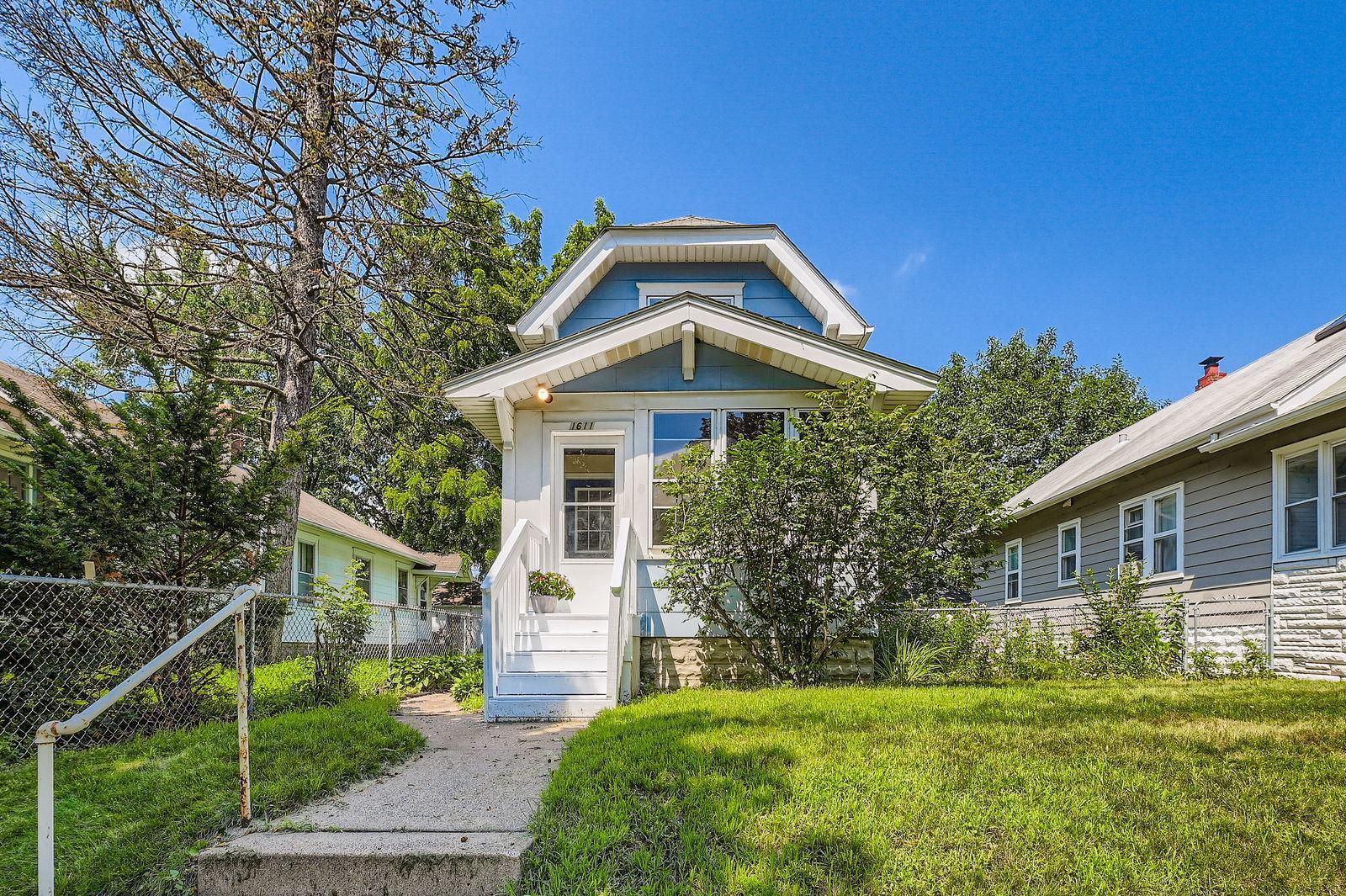 1611 Thomas Avenue